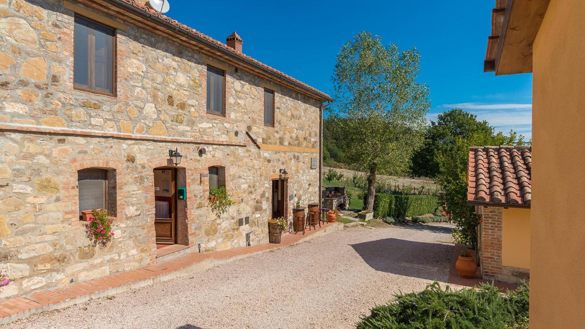 Podere Campotorno 18, Emma Villas view 5
