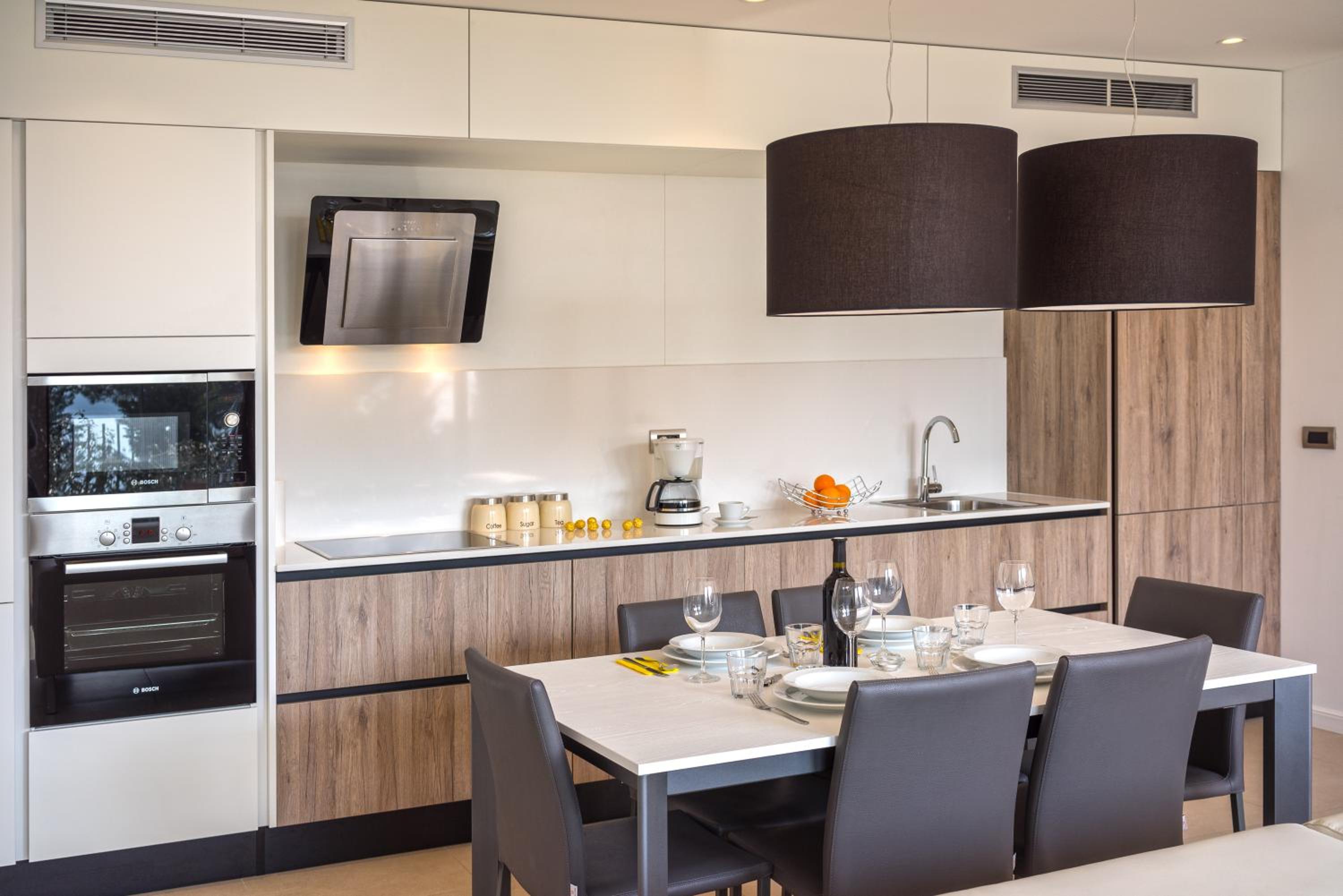Golden Rays Luxury Villas & Apartments