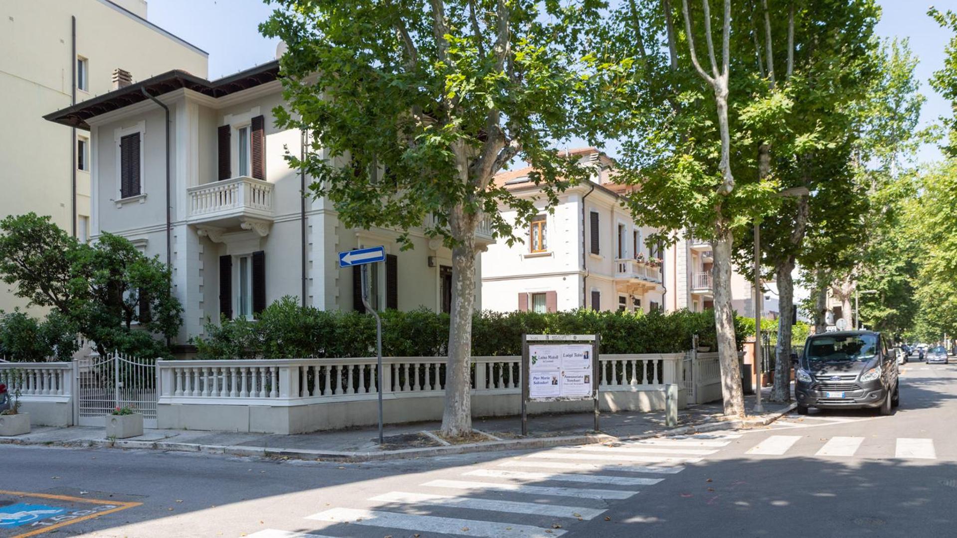 VILLA CORONA 8, Emma Villas view 4