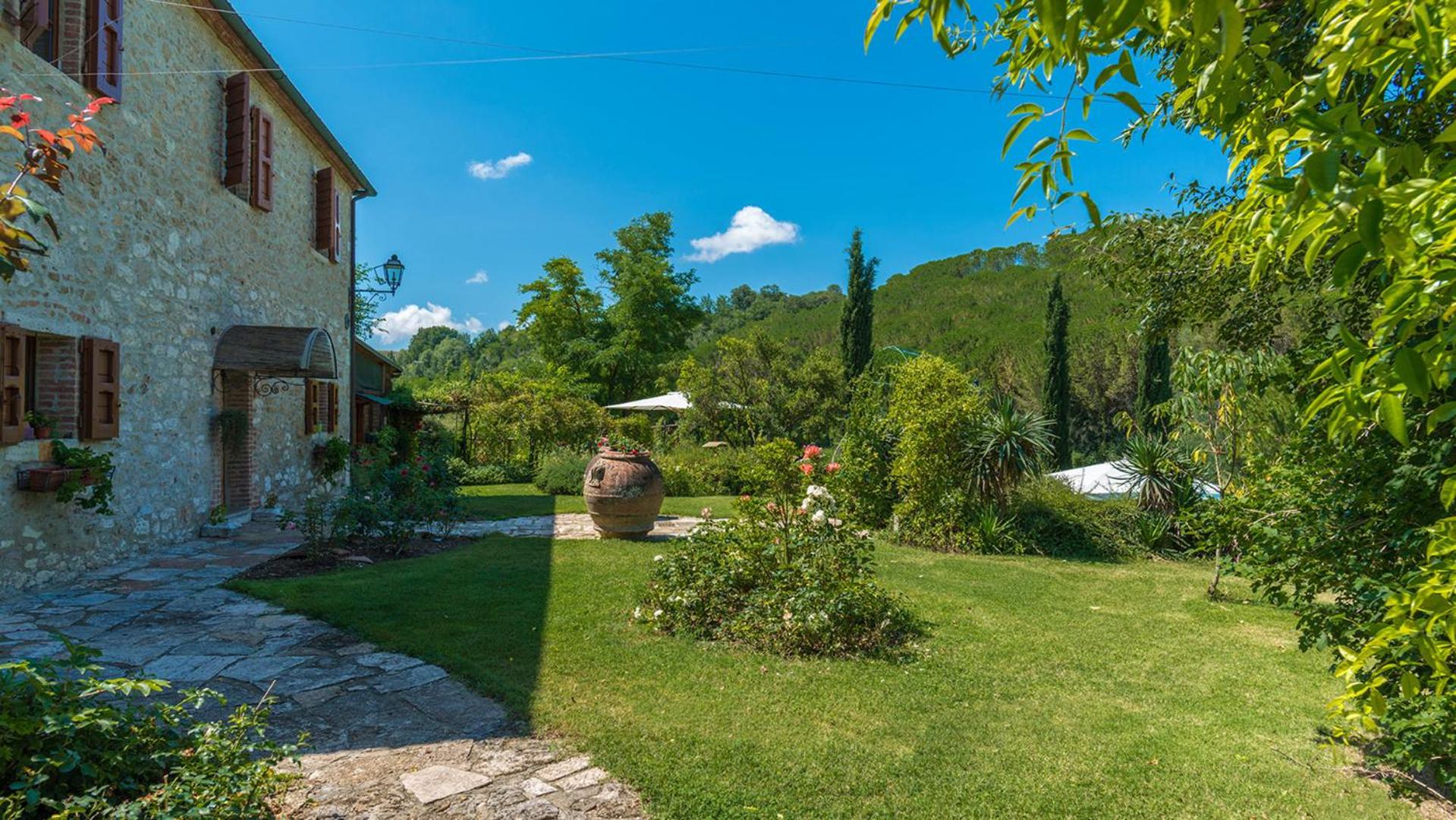 LA CASA DELL'ARTISTA 6, Emma Villas view 3