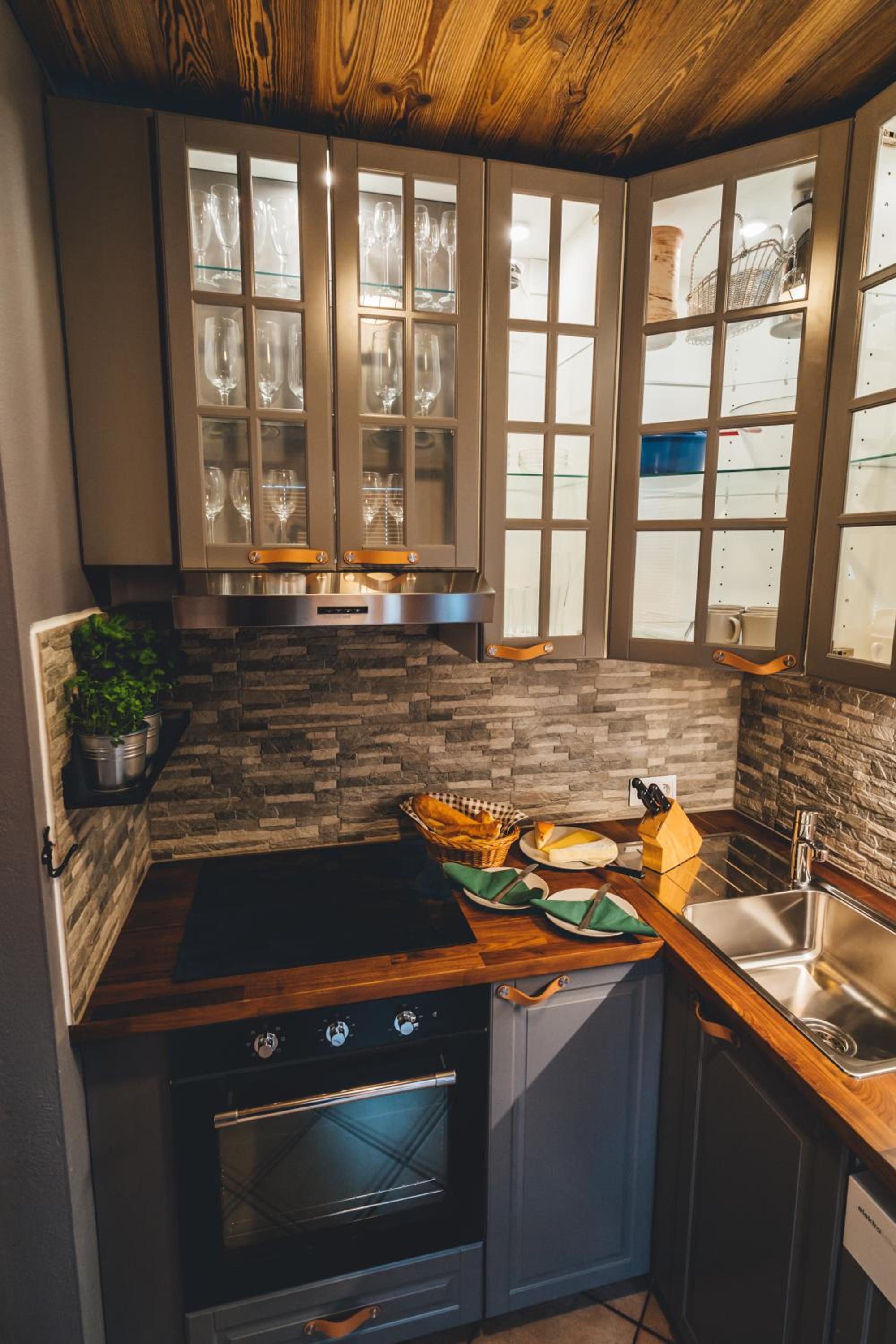 Nordic Lodge - Suite Hotel