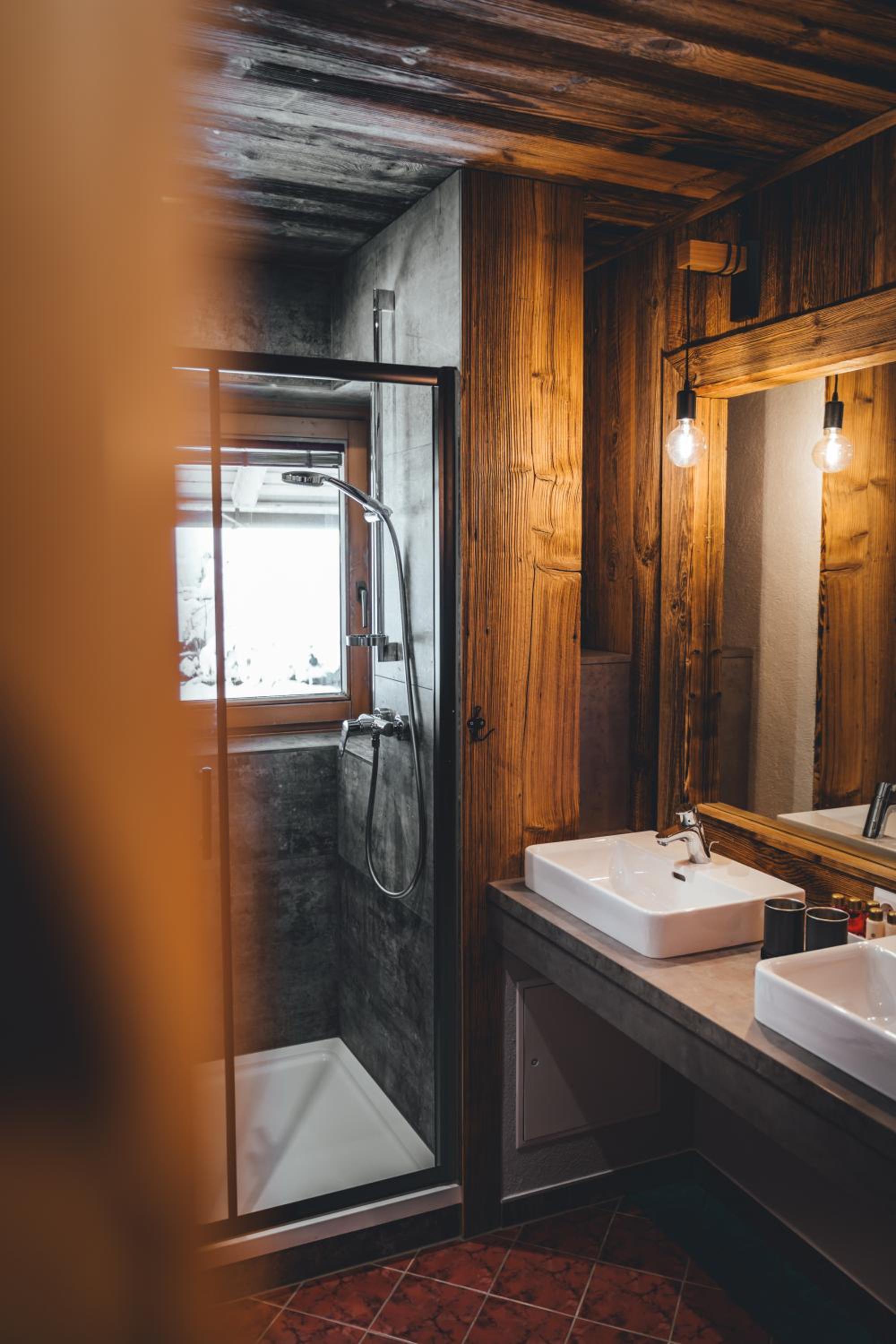 Nordic Lodge - Suite Hotel