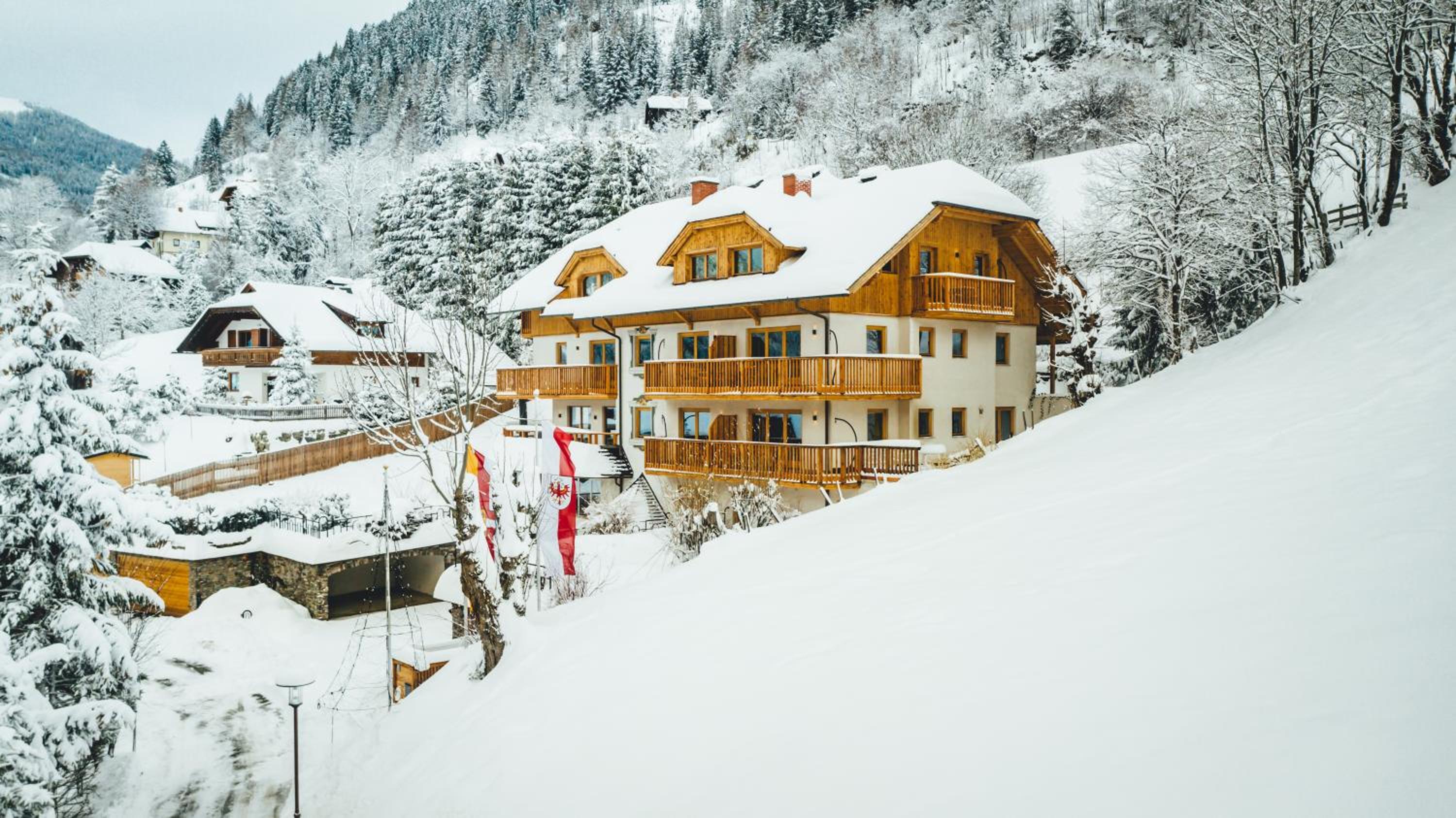 Nordic Lodge - Suite Hotel