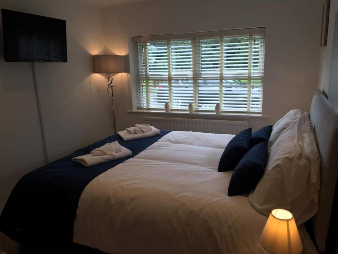 Dunsley Hall Country House Hotel