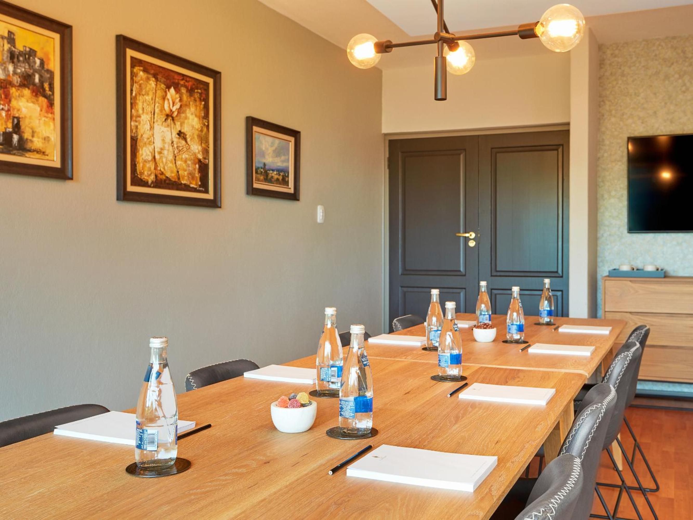 meeting & event spaces
