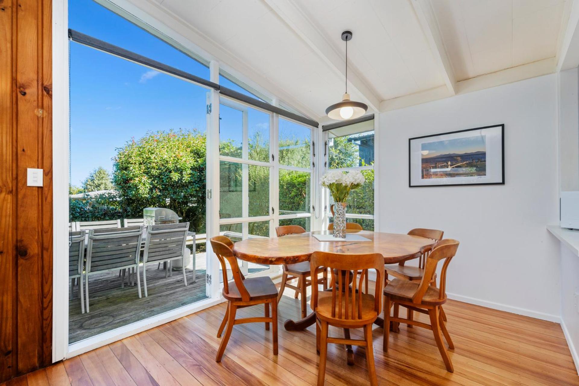Huia Street Haven - Taupo Holiday Home view 4