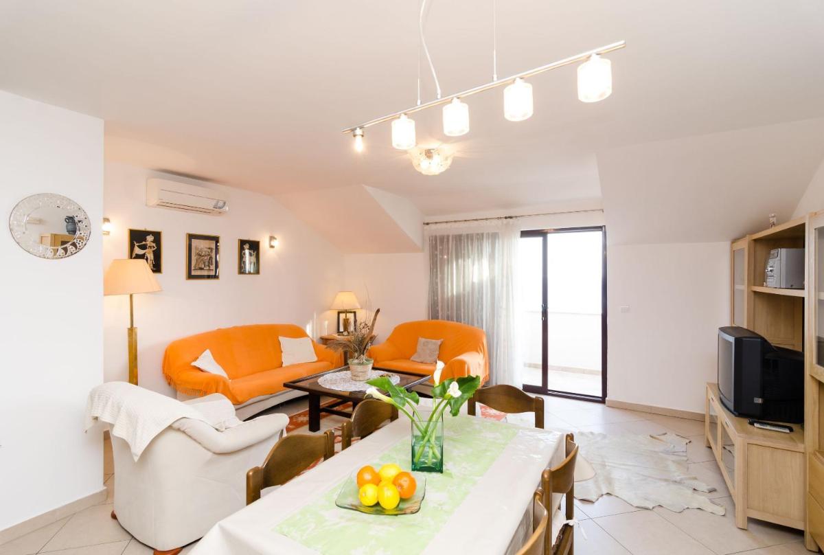 Apartment Mia