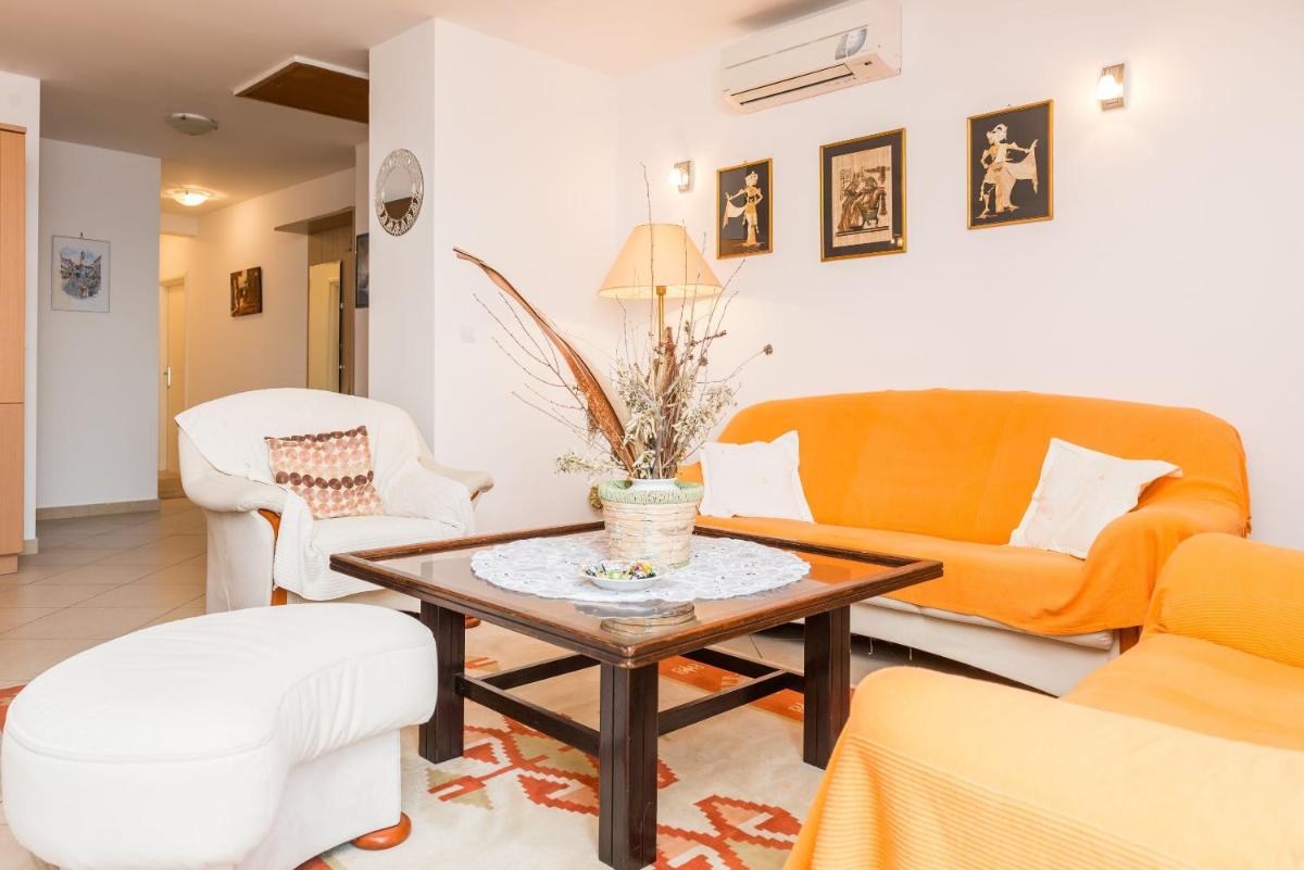 Apartment Mia