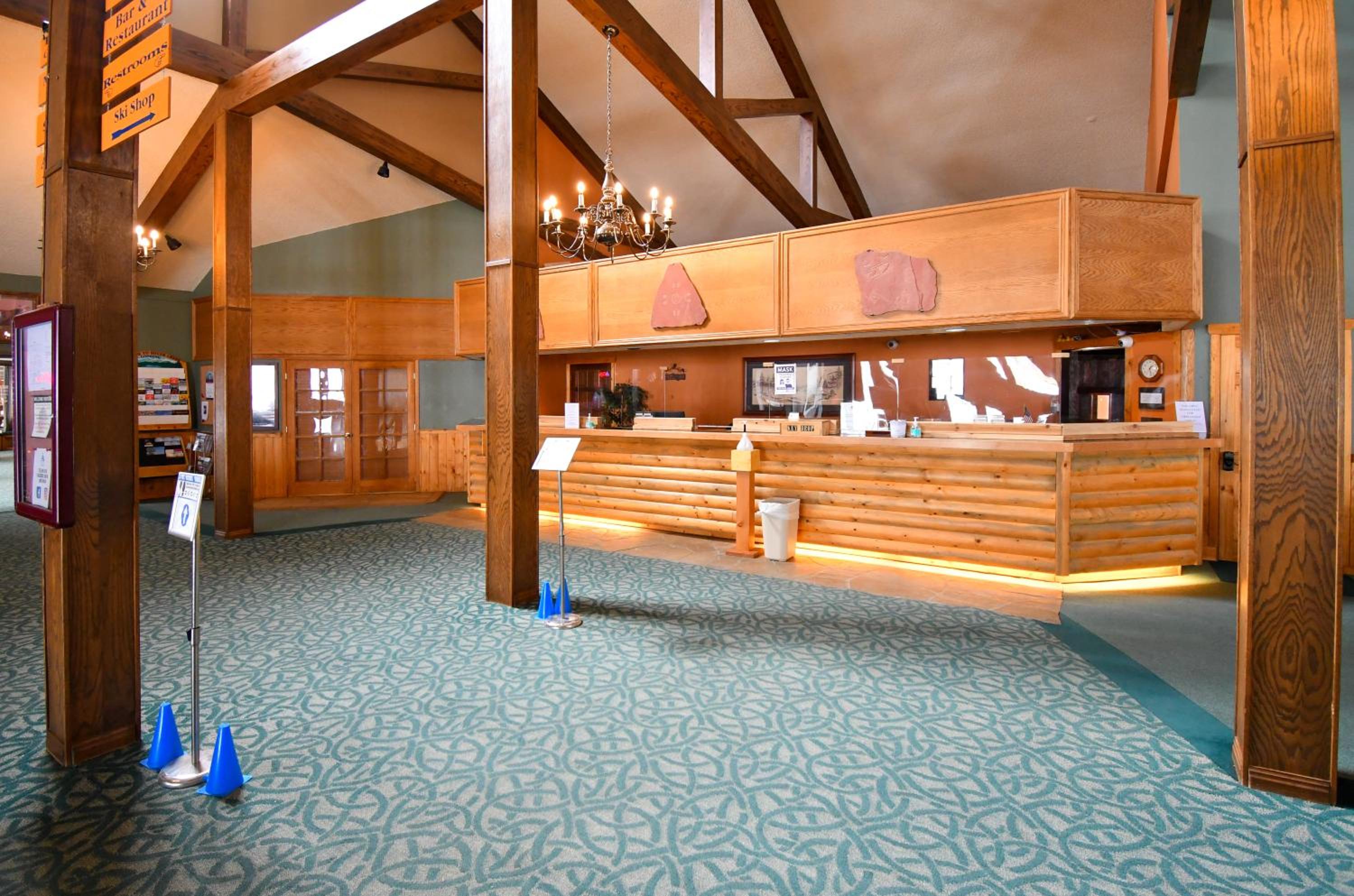 The Inn at Silvercreek - Property Image 19