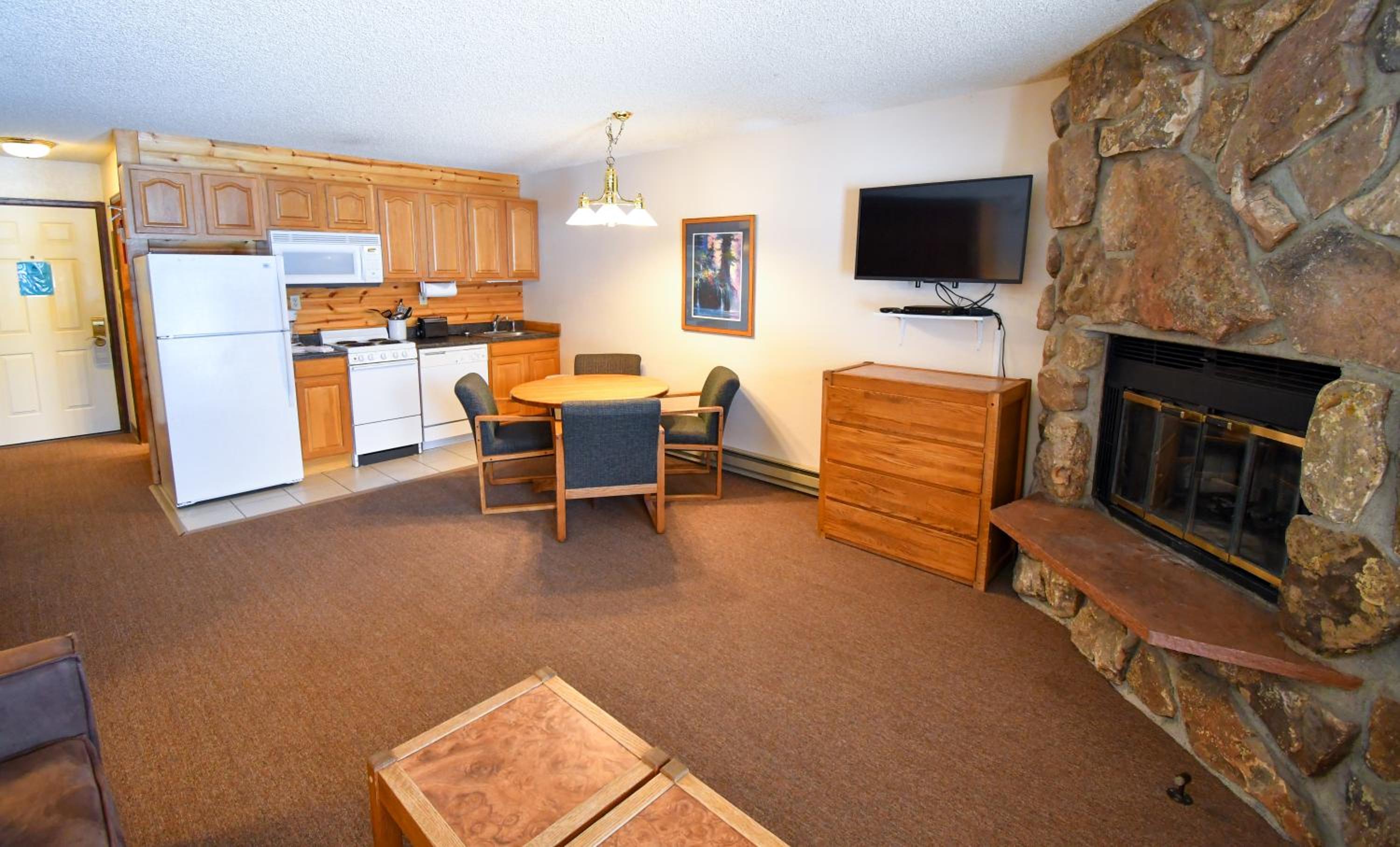 The Inn at Silvercreek - Property Image 57