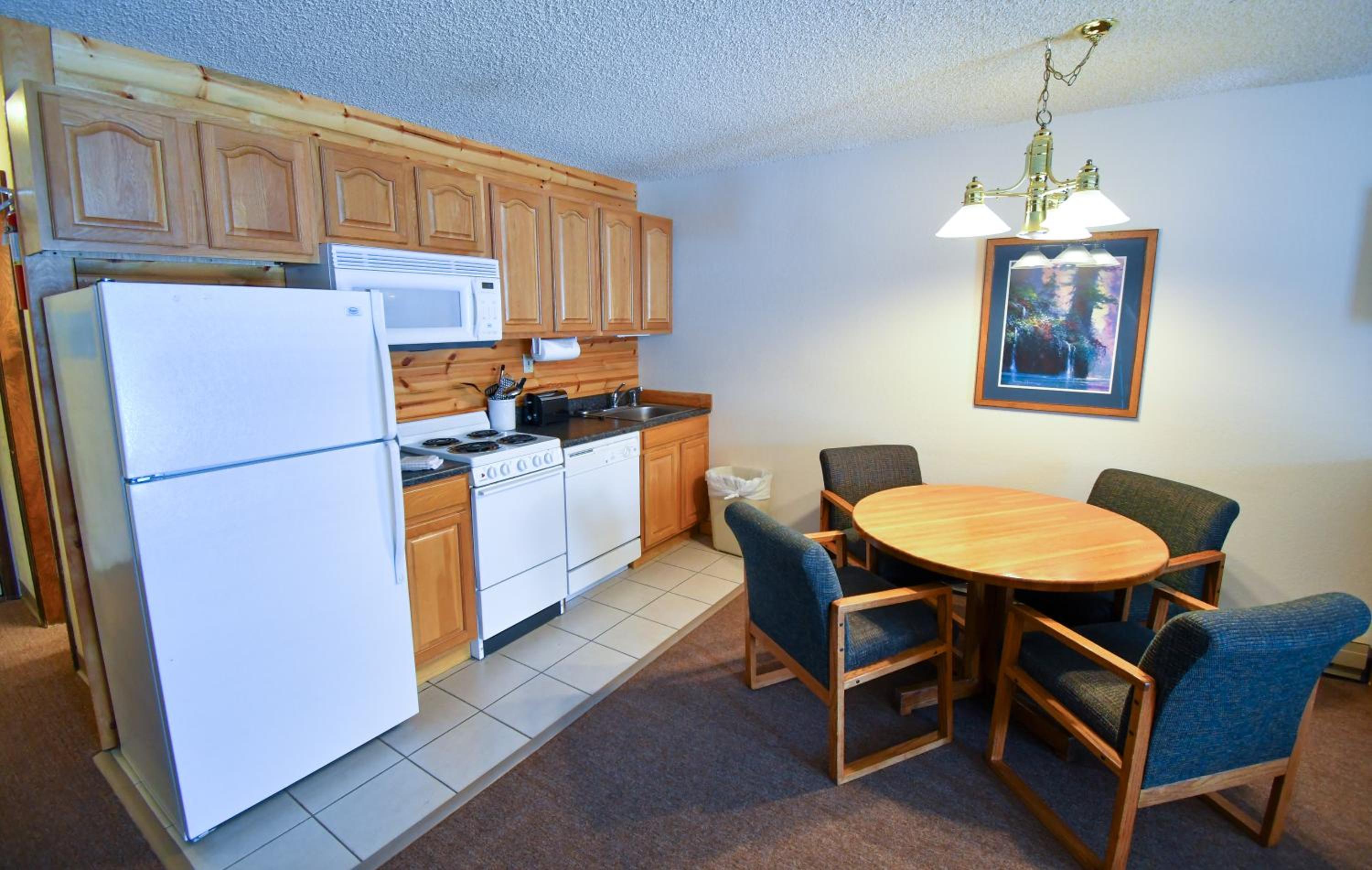 The Inn at Silvercreek - Property Image 59