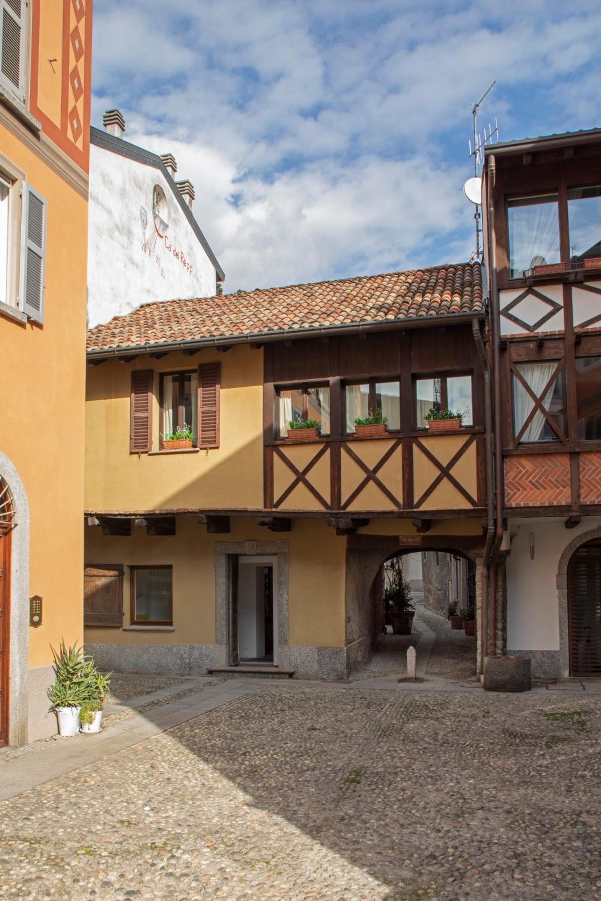 Alla Piazzetta del Castello