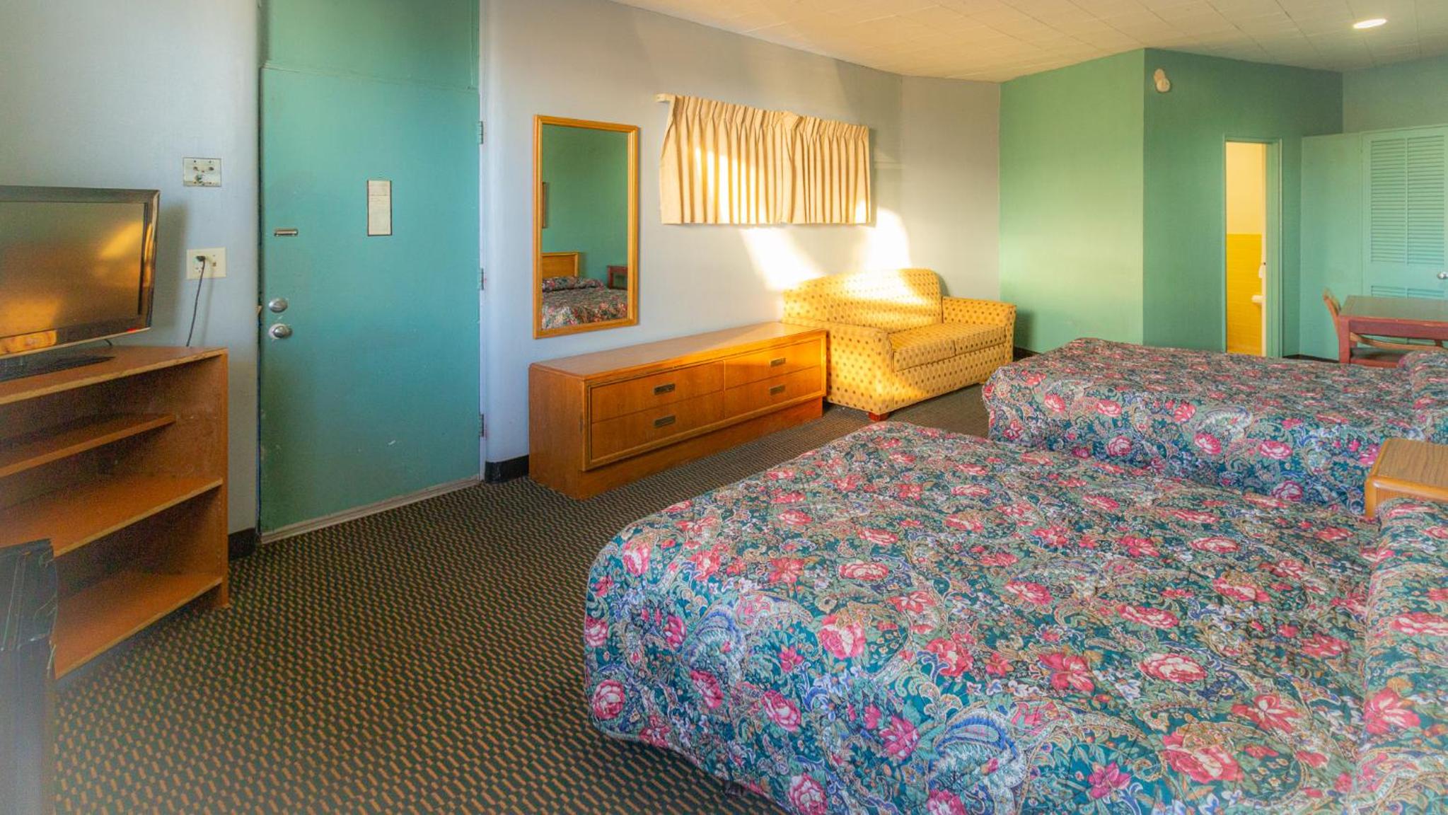 Red Horse Motel Dayton Moraine view 2