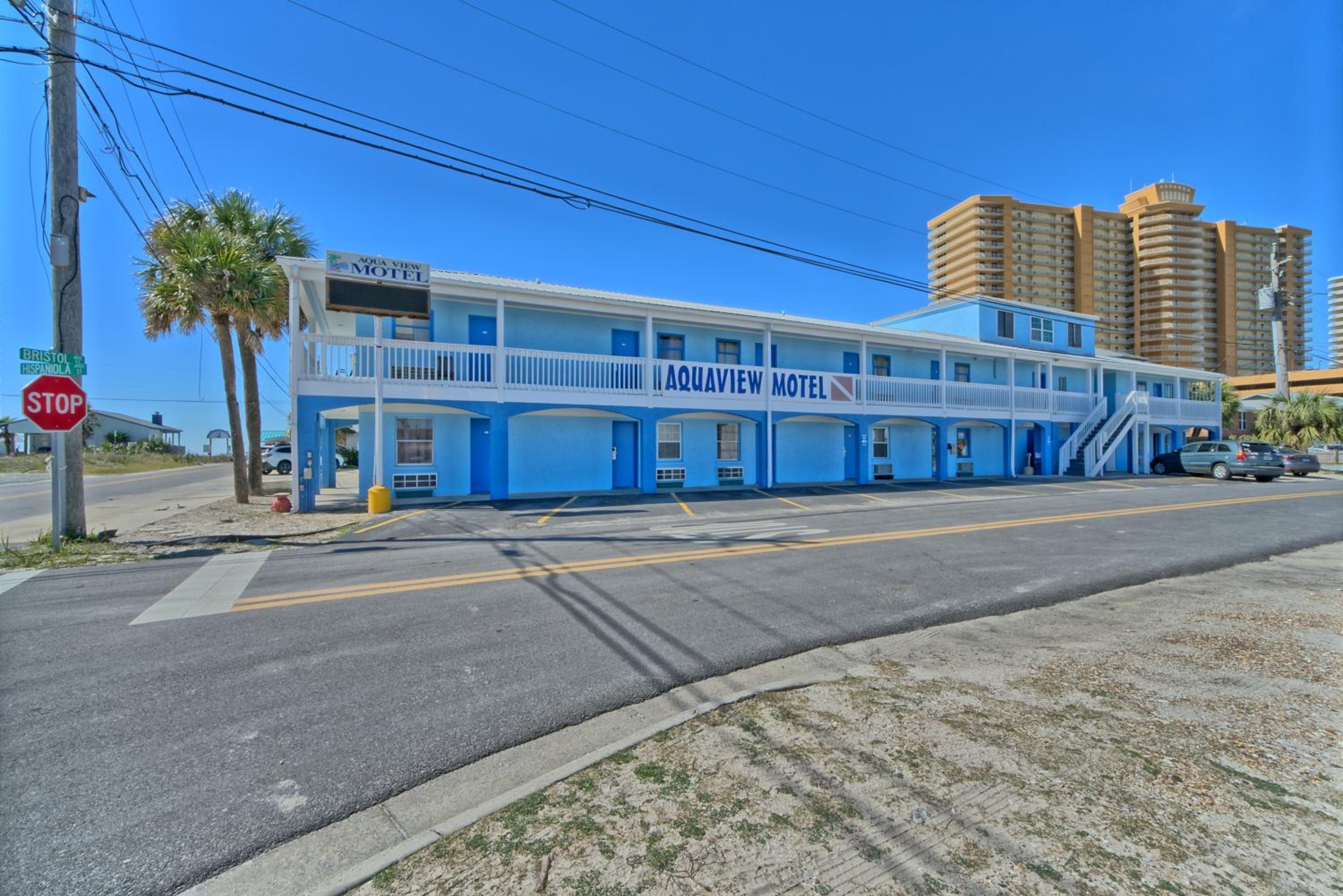 Aqua View Motel