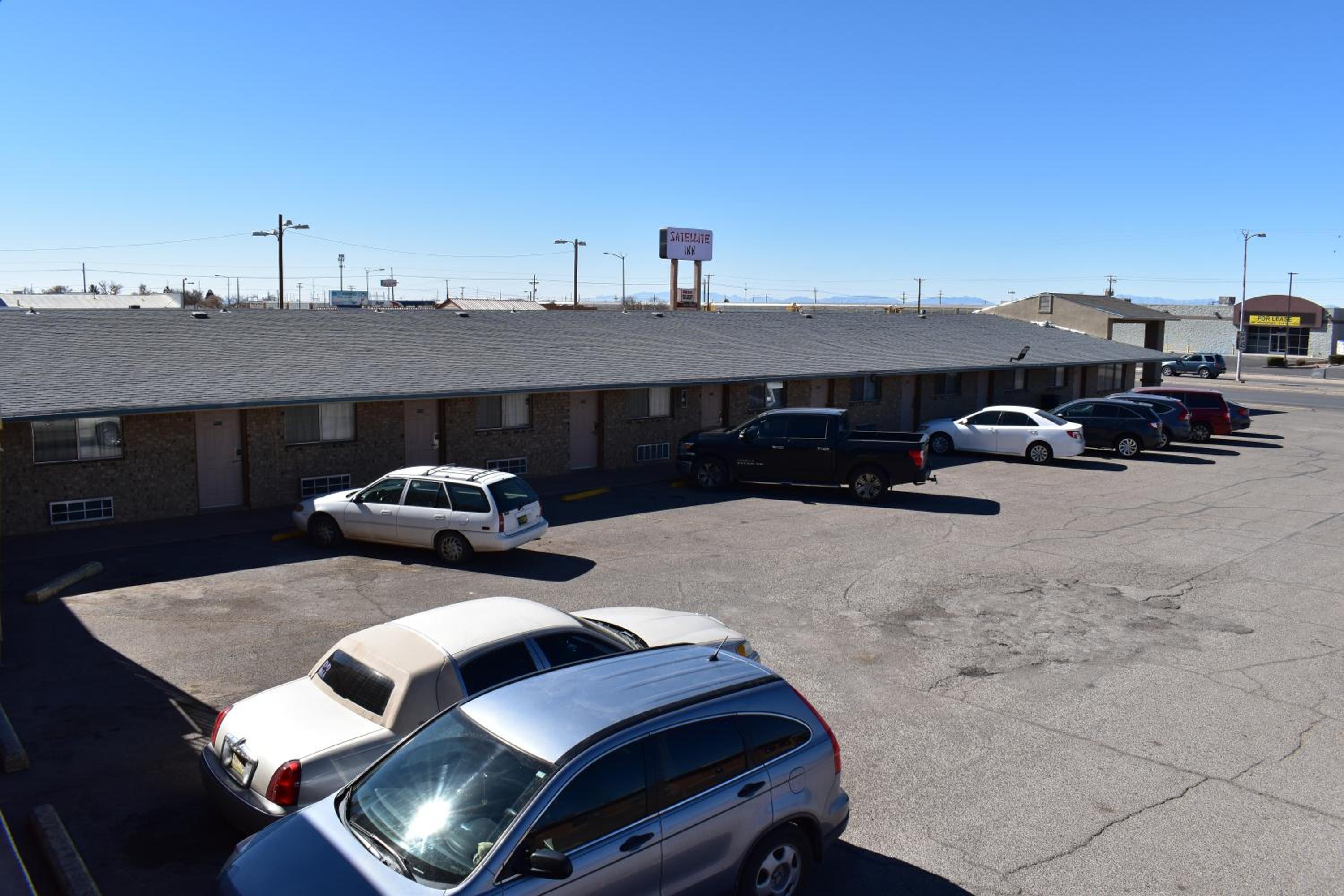 Alamogordo Vacations - Satellite Inn - Property Image 1