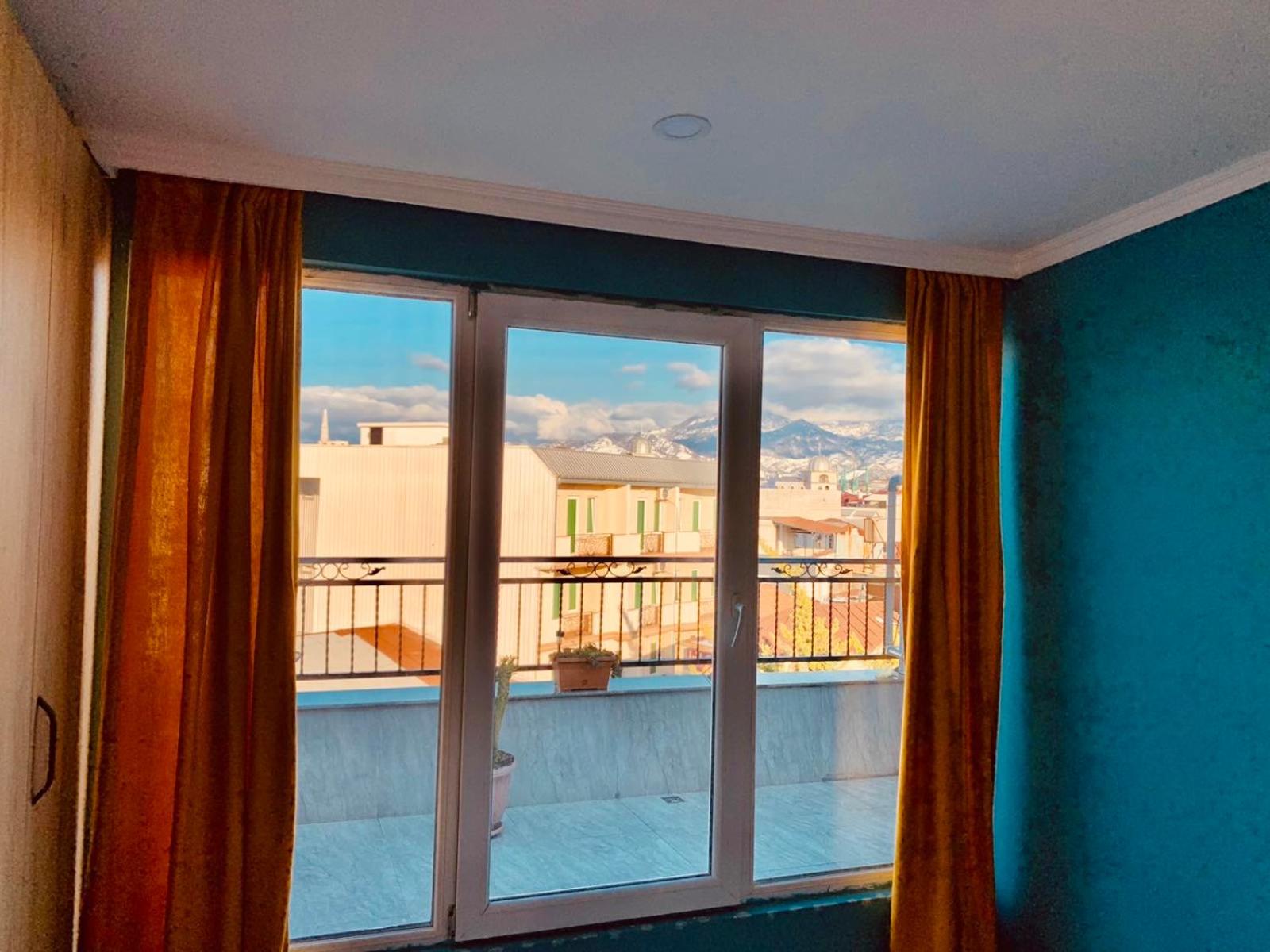 Mary's apartment