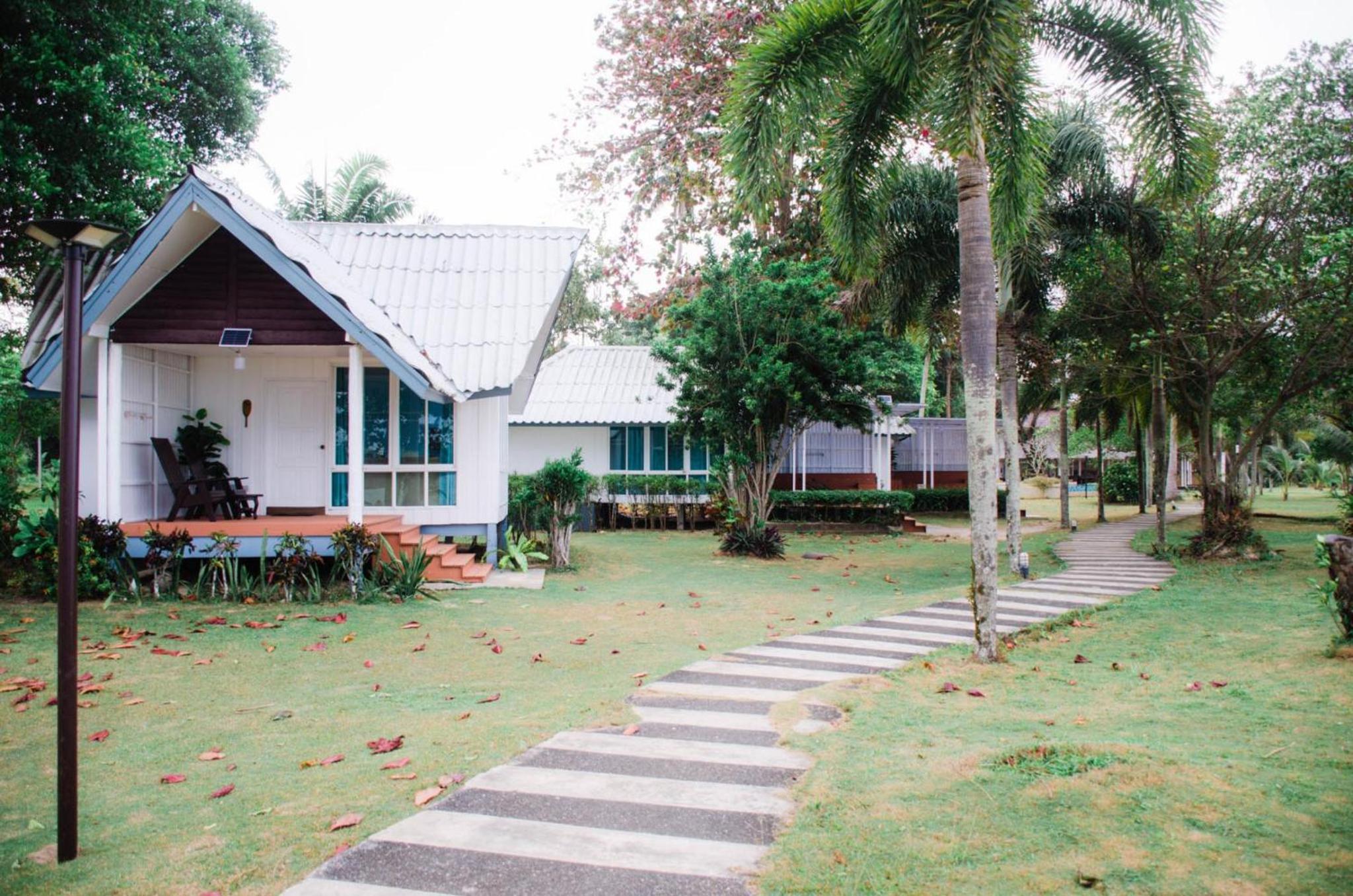 Koh Mak Resort