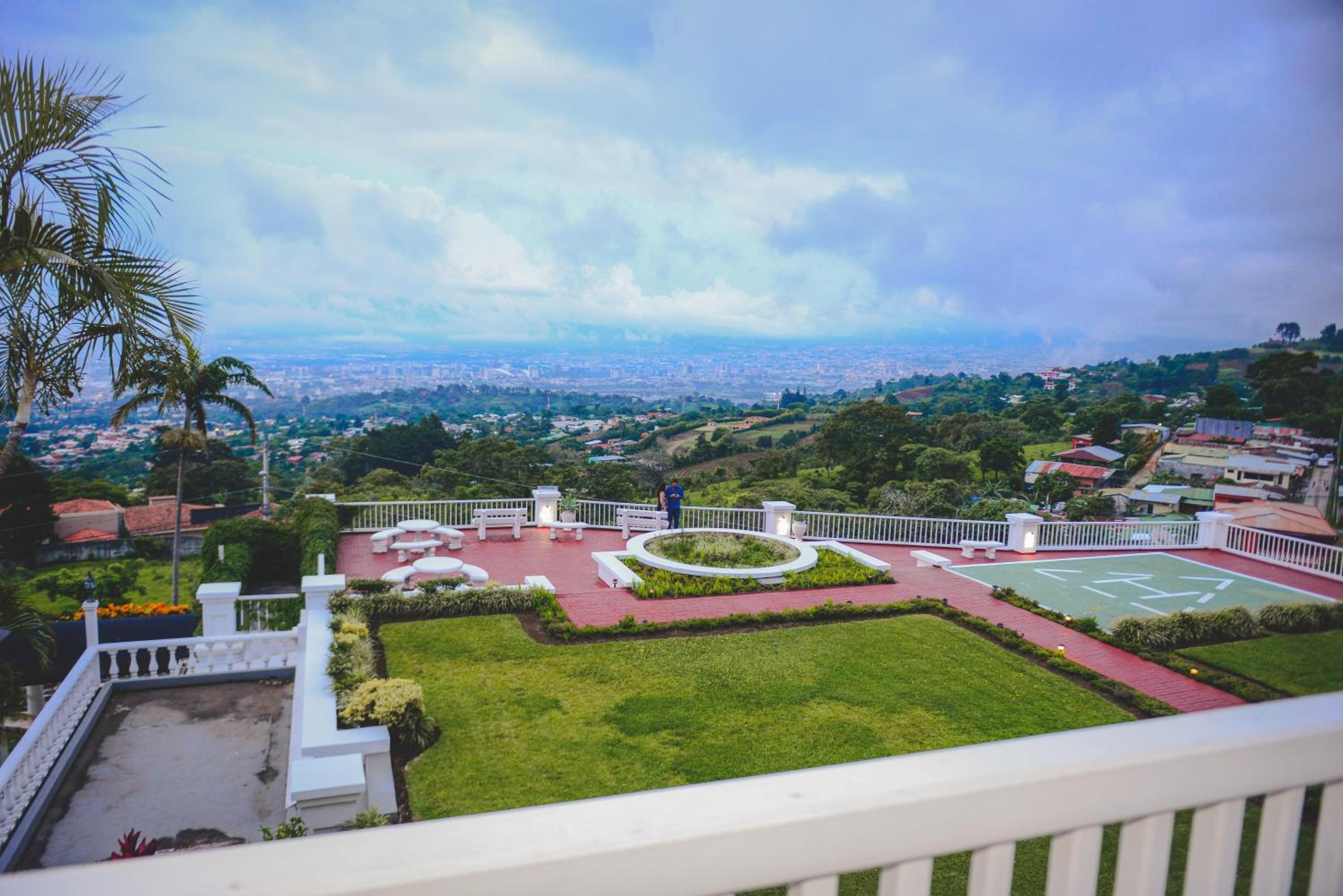 San Jose - Costa Rica Vacations - Fogo Resort - Property Image 8