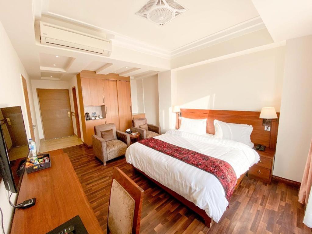 hotel room