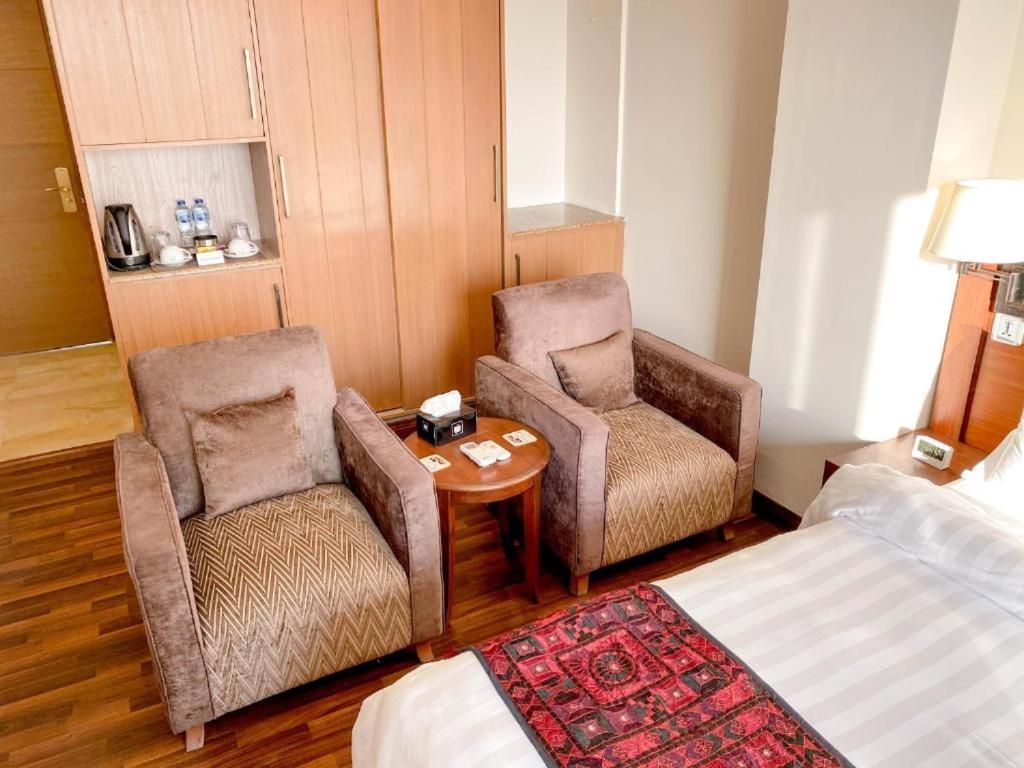 hotel room