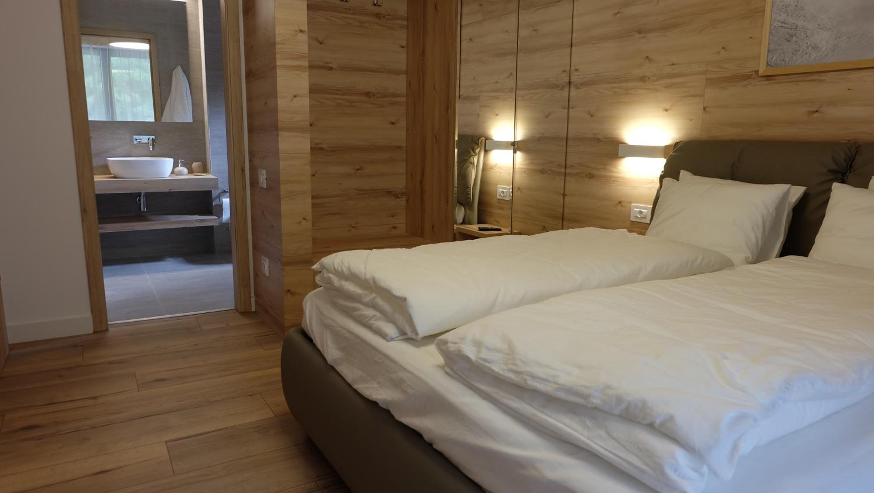 Poiana Ski Residence Apartment 5 view 3