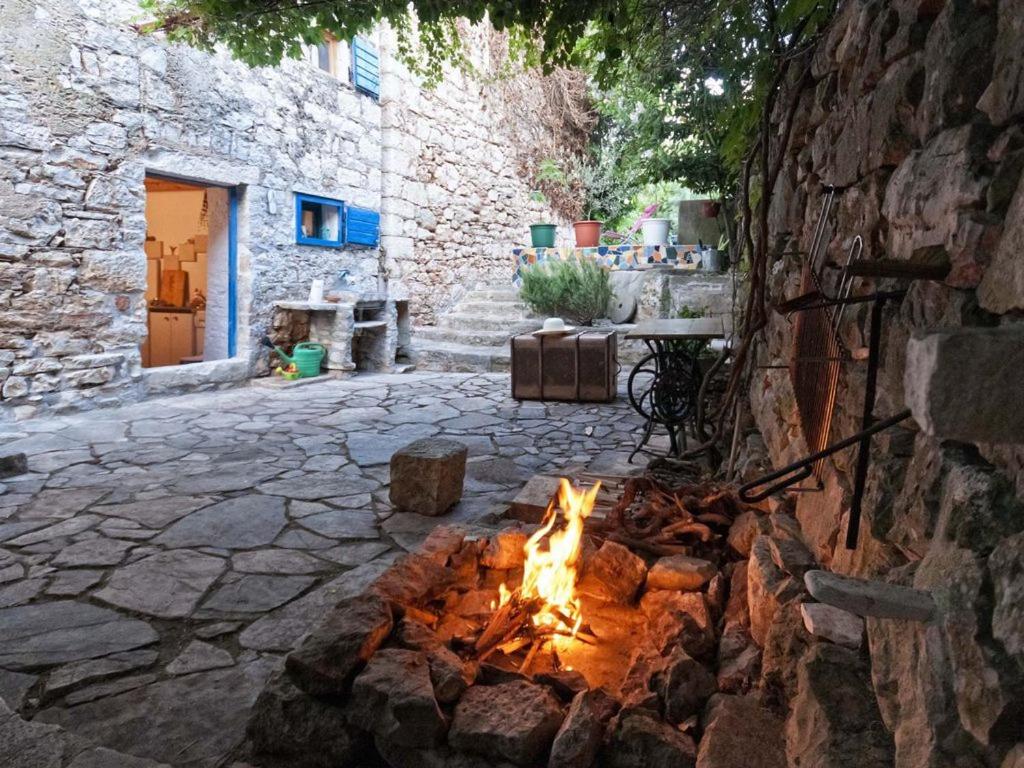 450 year-old house with a garden view 3