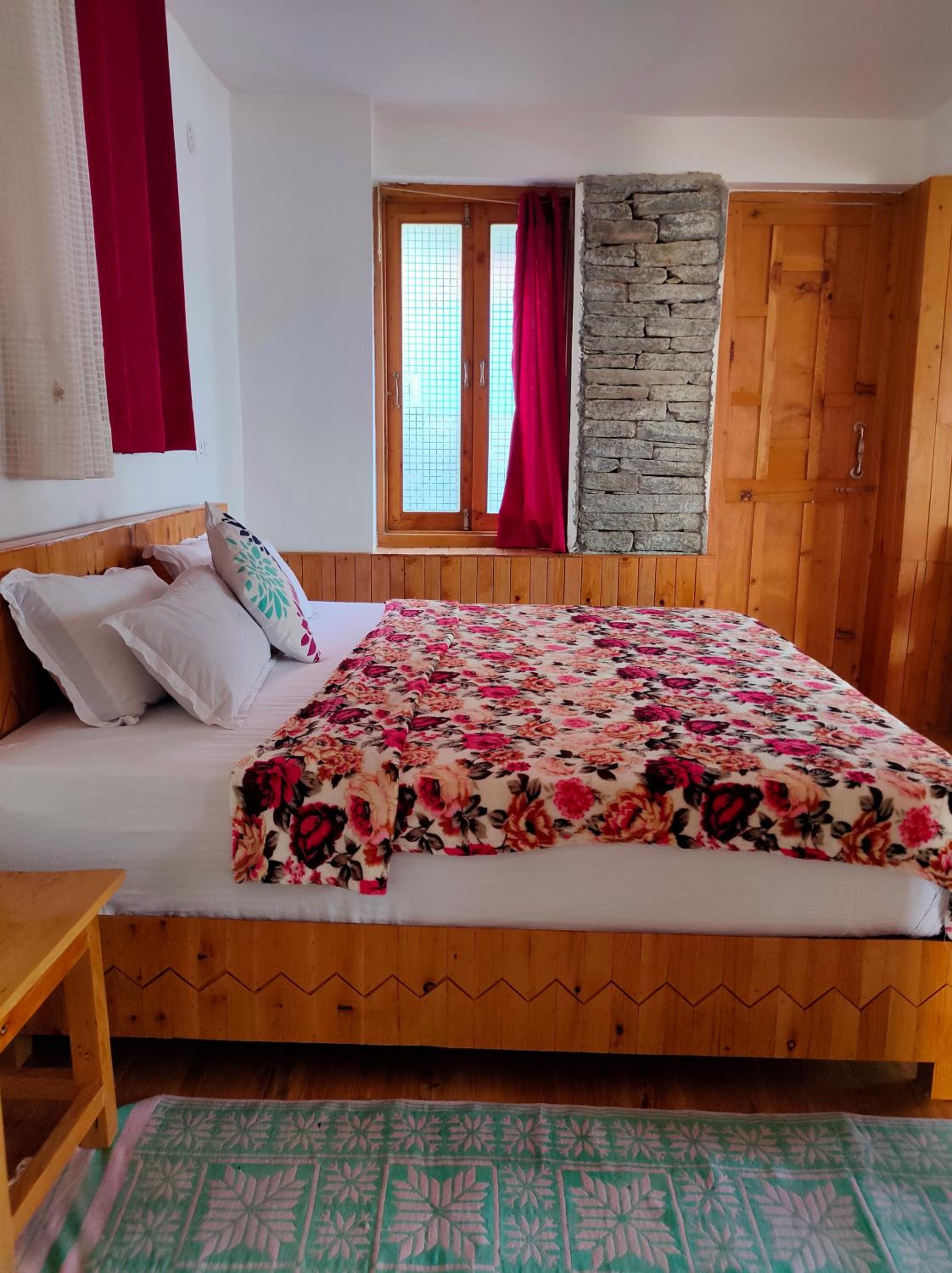 Ishan Log Huts-A boutique home stay