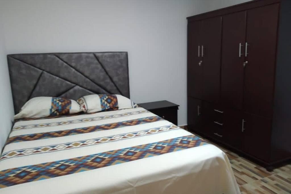 Piso 3-Apartment near to Cali airport view 4