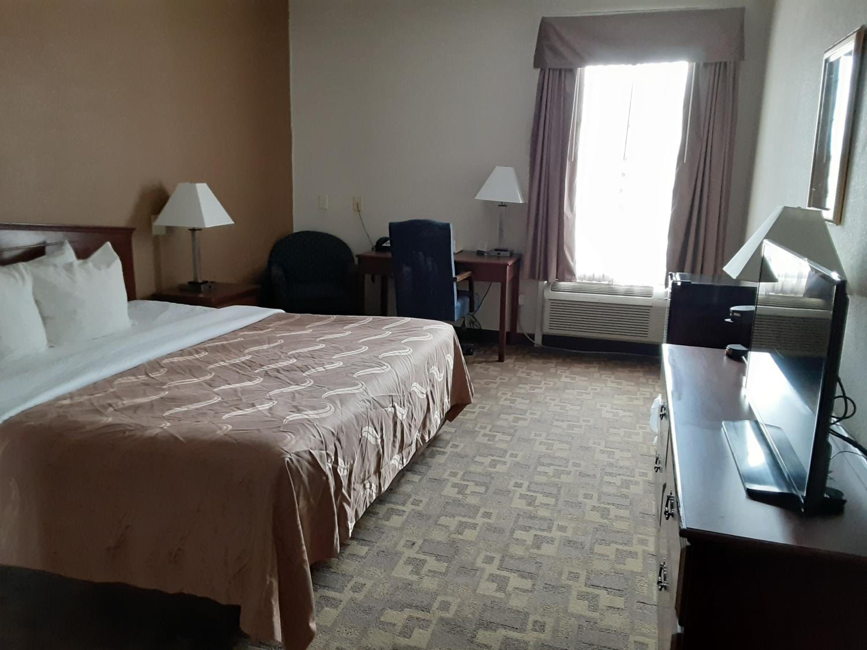 Quality Inn Suites Schoharie near Howe Caverns - Property Image 87