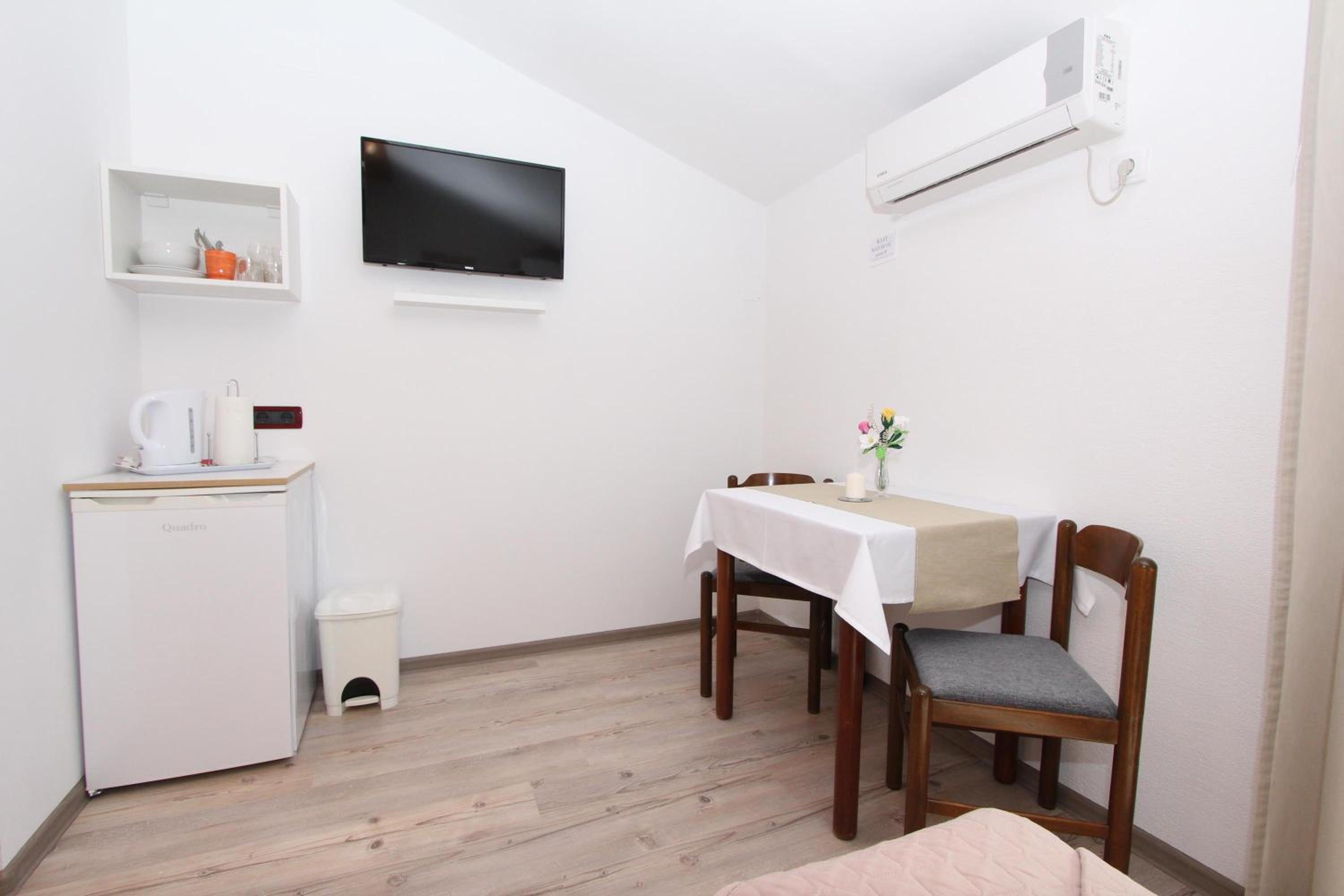 Rooms and Apartment Matosevic