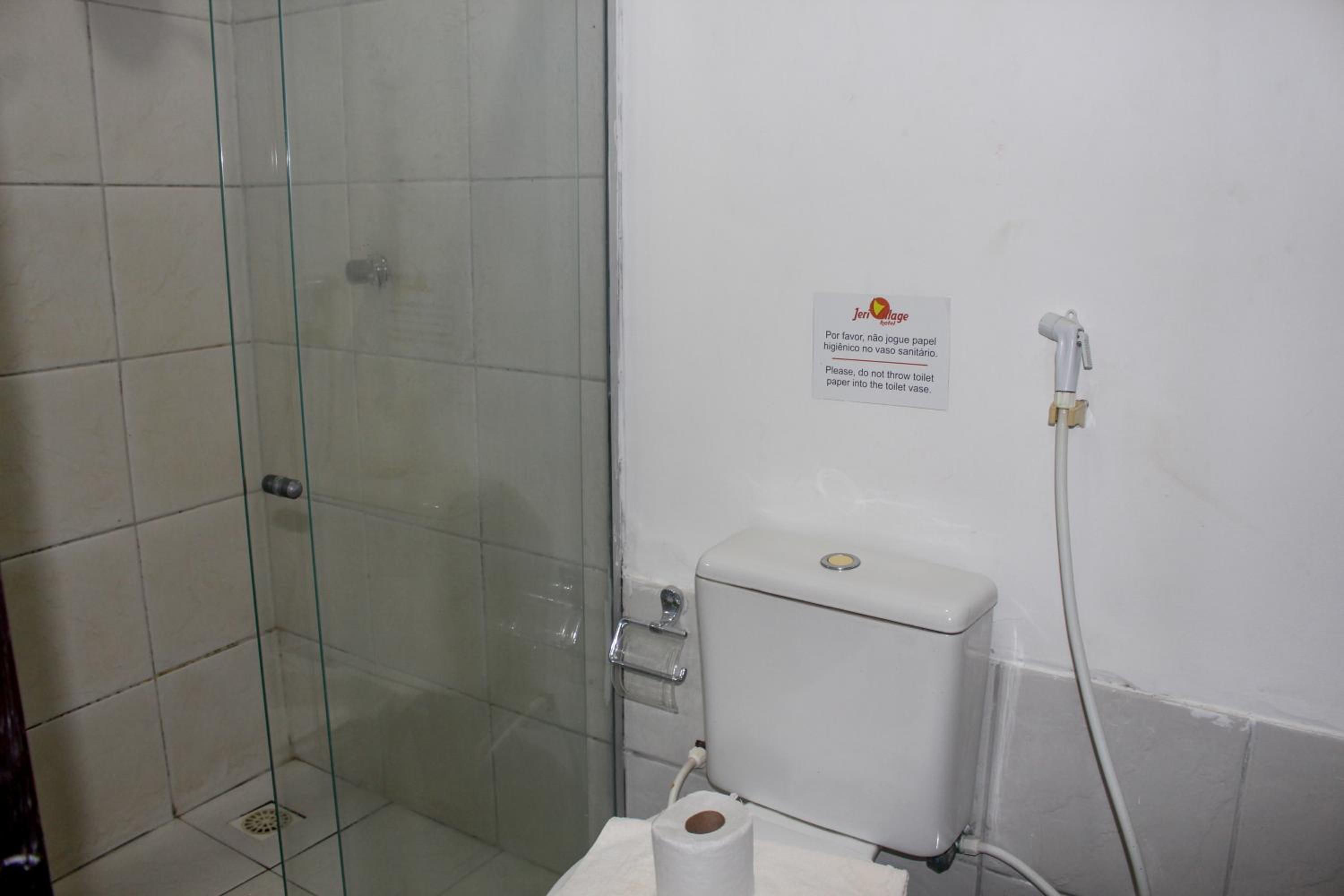 Jeri Village Hotel