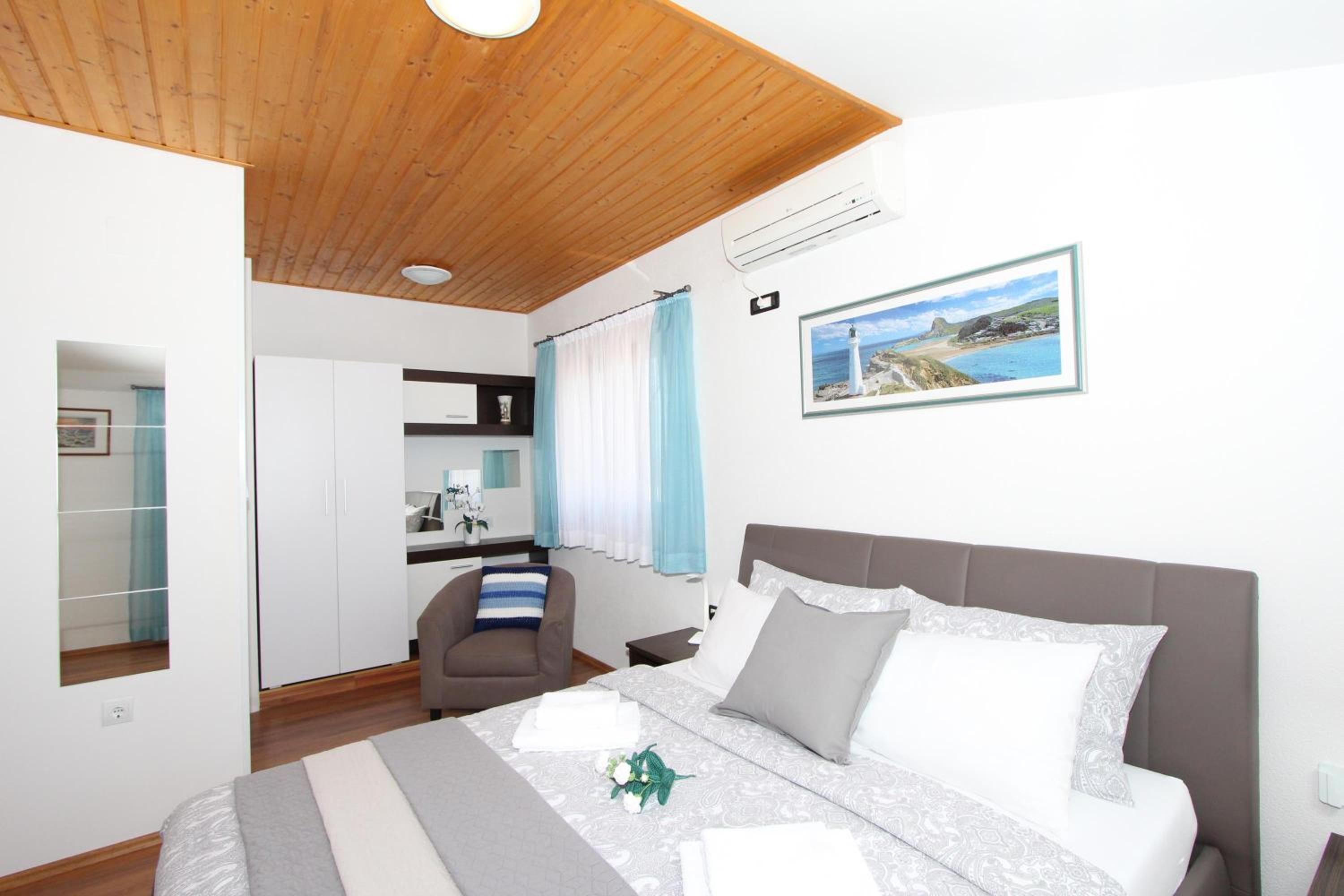 Rooms and Apartment Matosevic