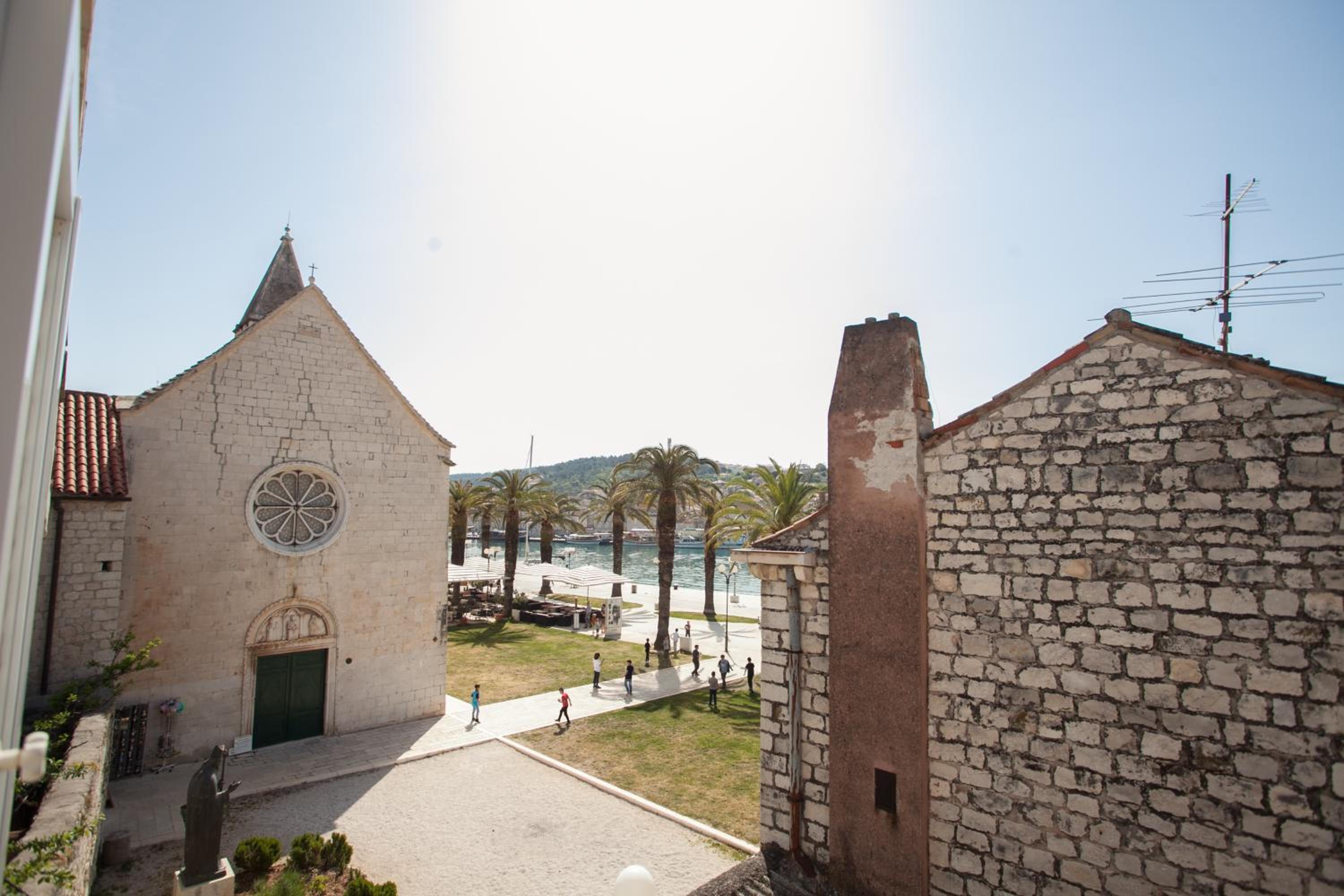 Apartments IVOMAR