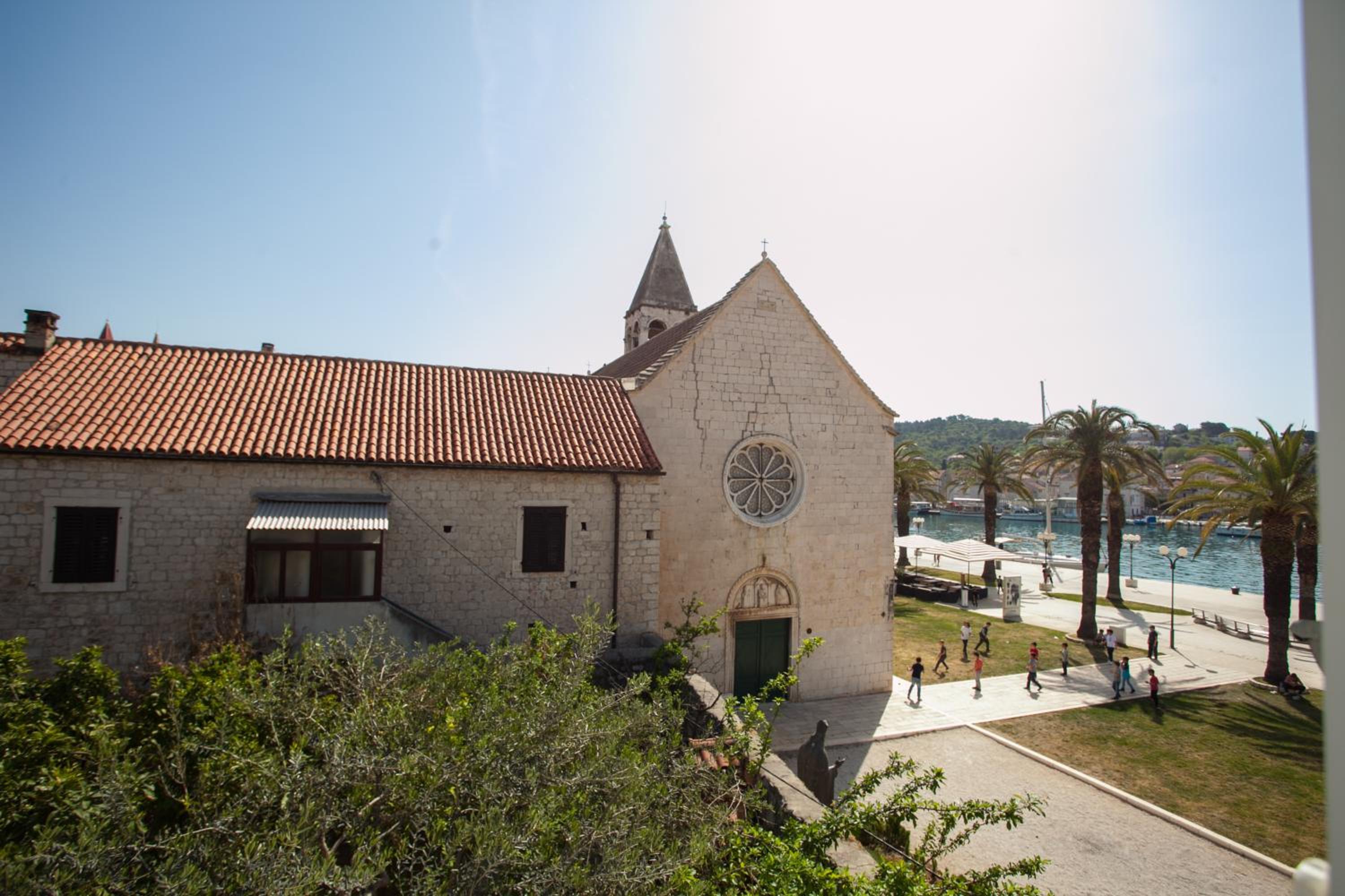 Apartments IVOMAR