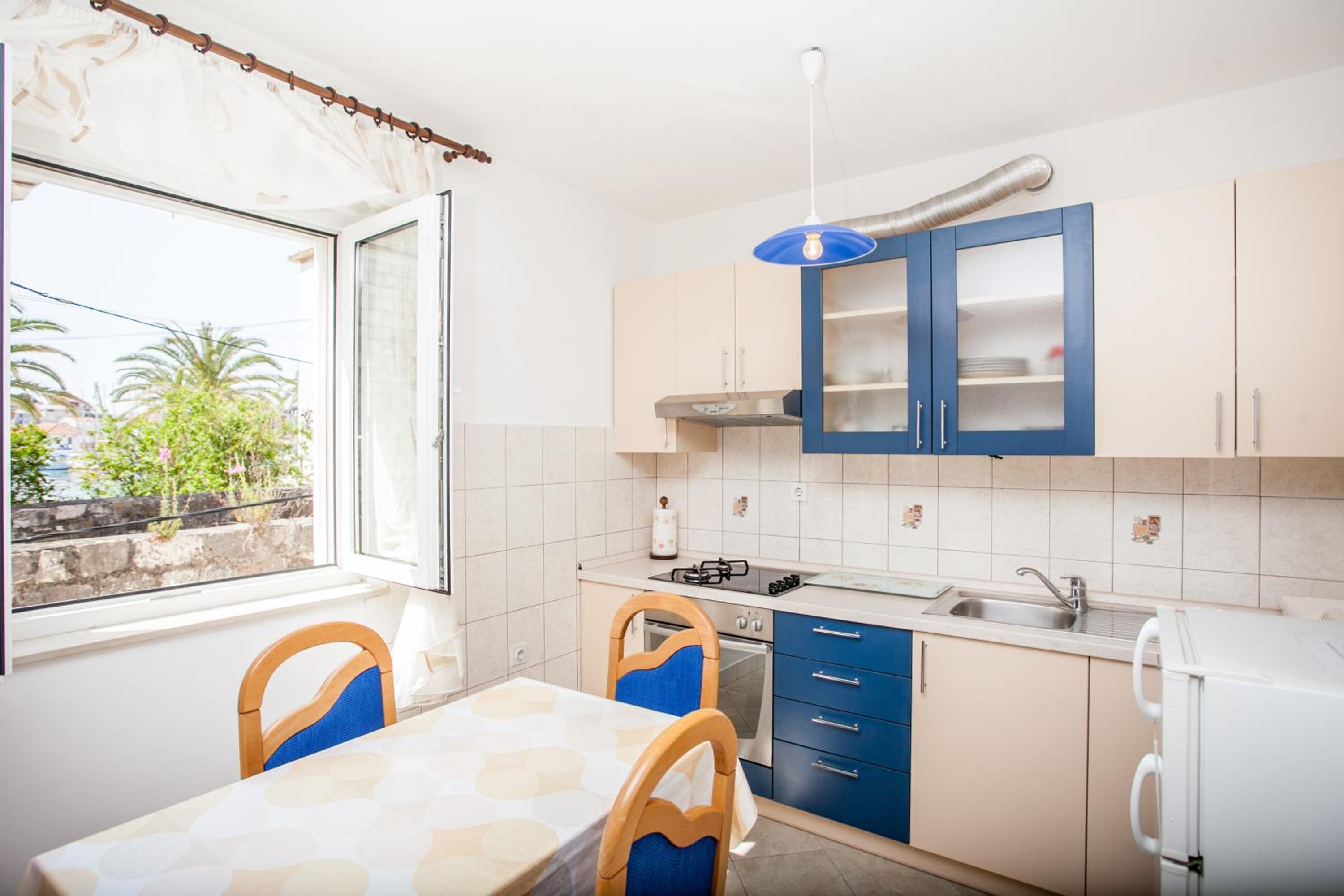 Apartments IVOMAR