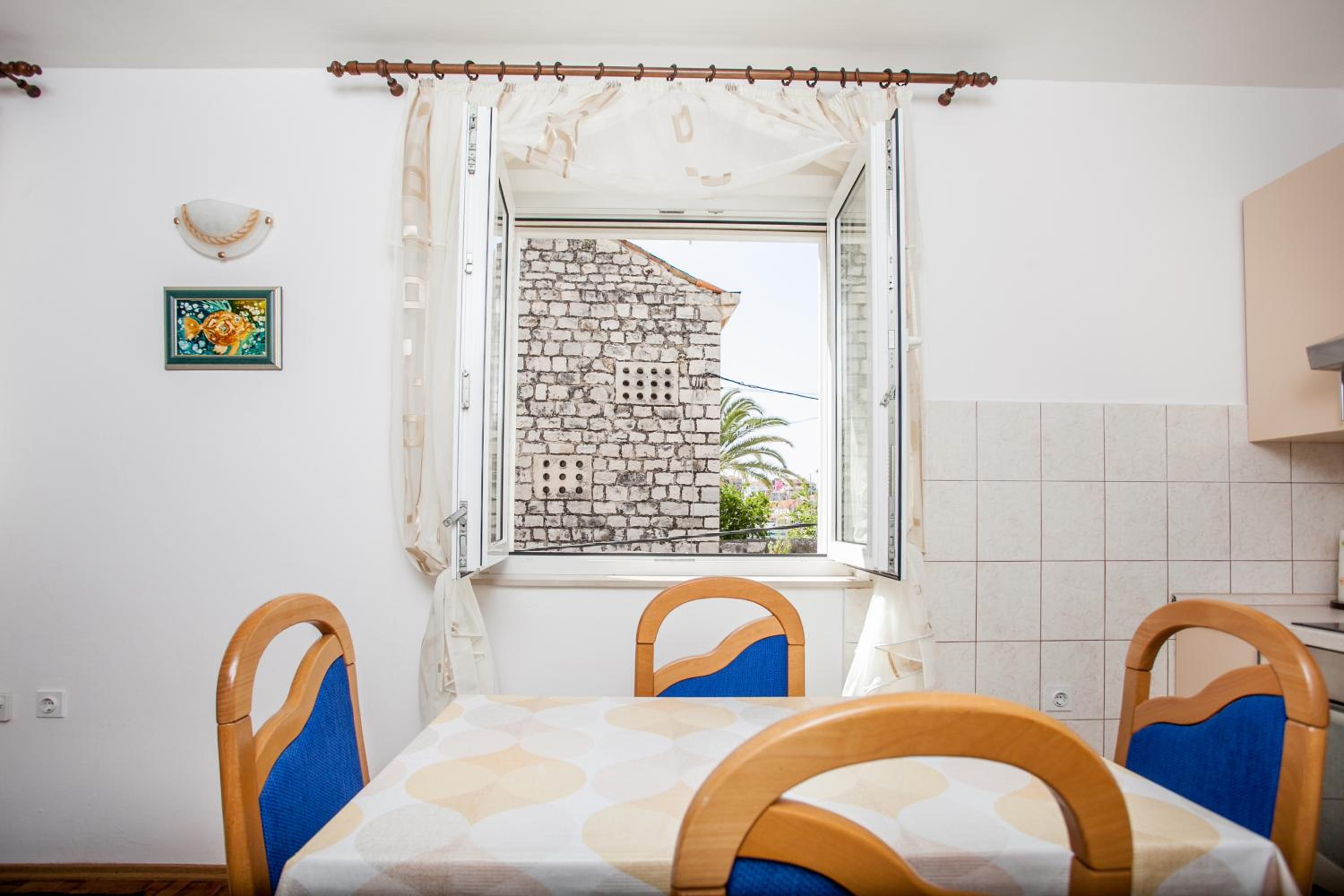 Apartments IVOMAR