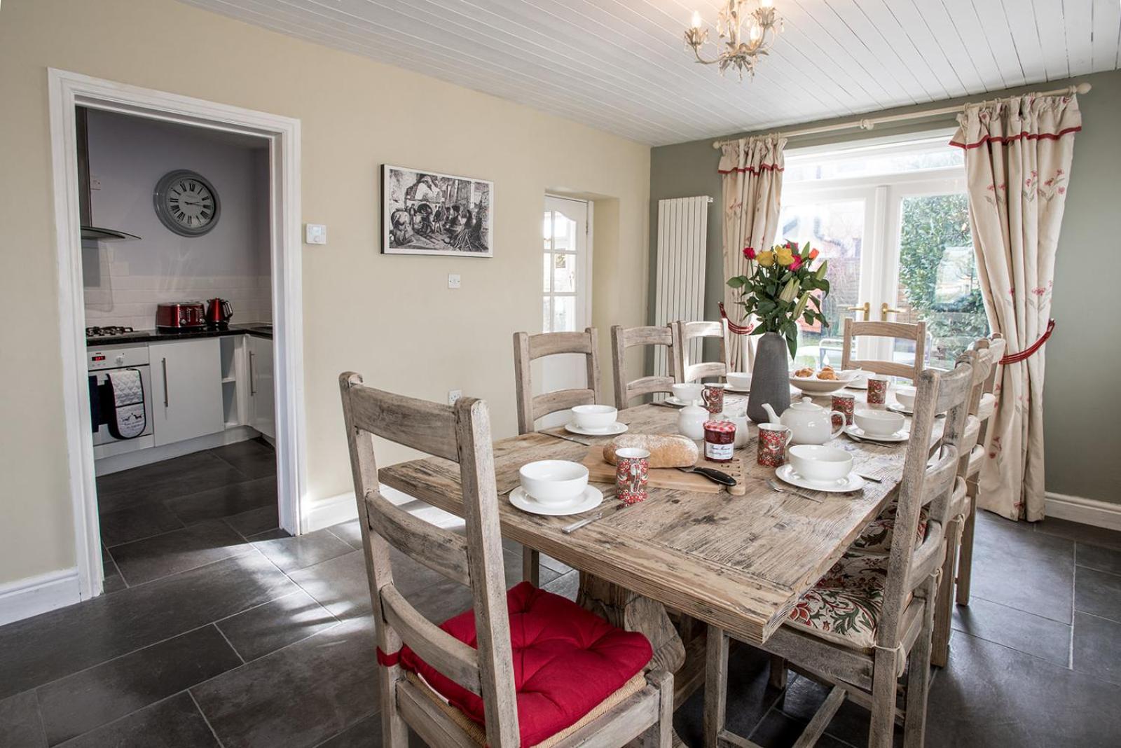 Newly renovated Old bakery House in Bath, 3 Bedroom, FREE Parking view 2