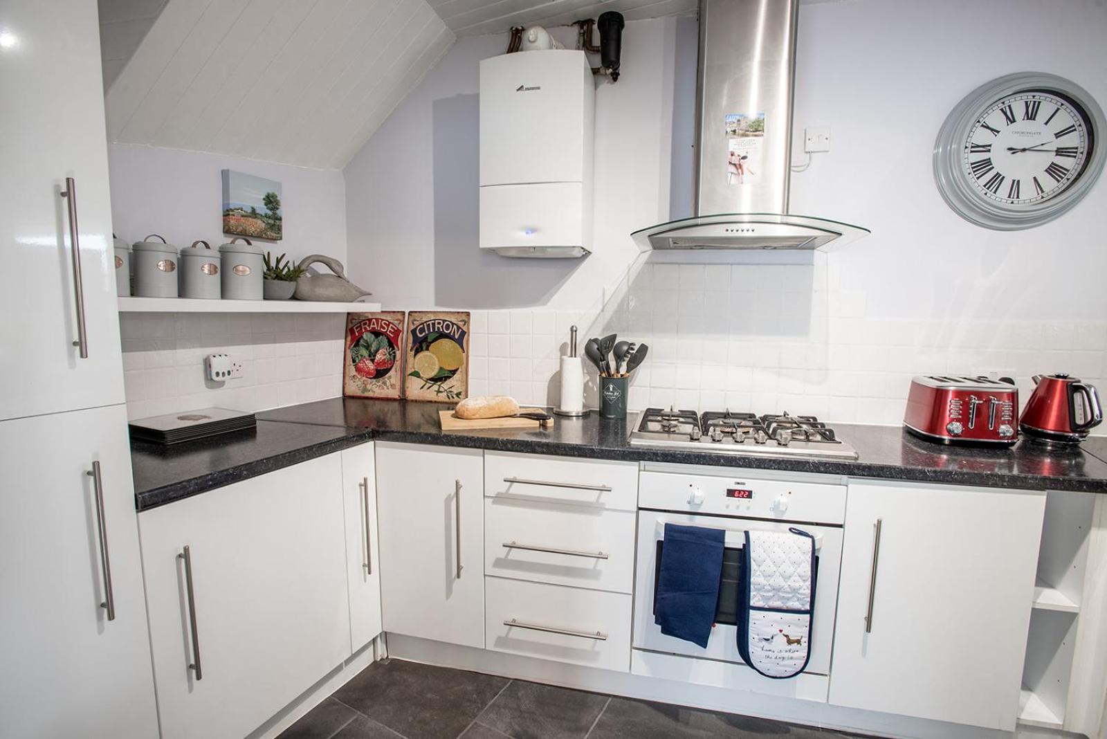 Newly renovated Old bakery House in Bath, 3 Bedroom, FREE Parking view 3