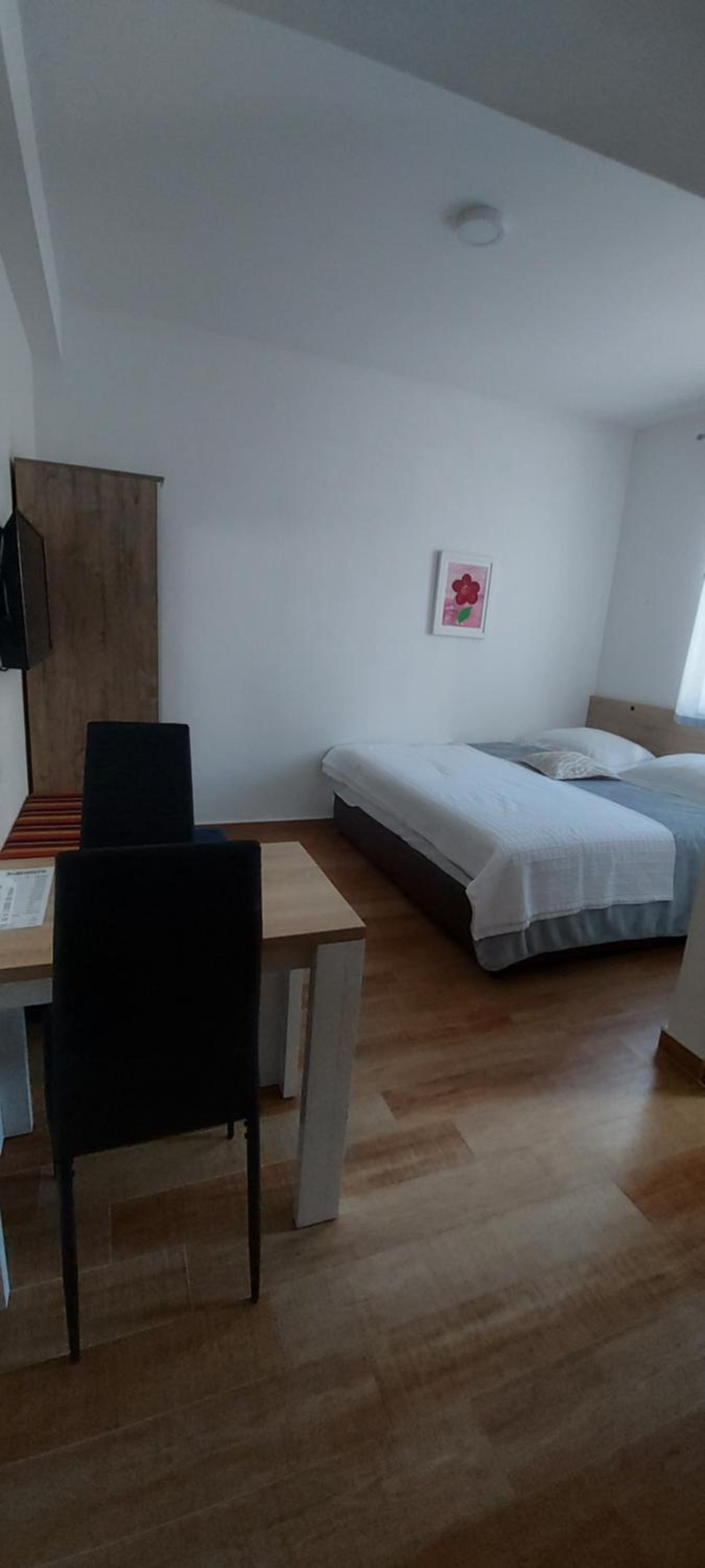 Apartmani Barka