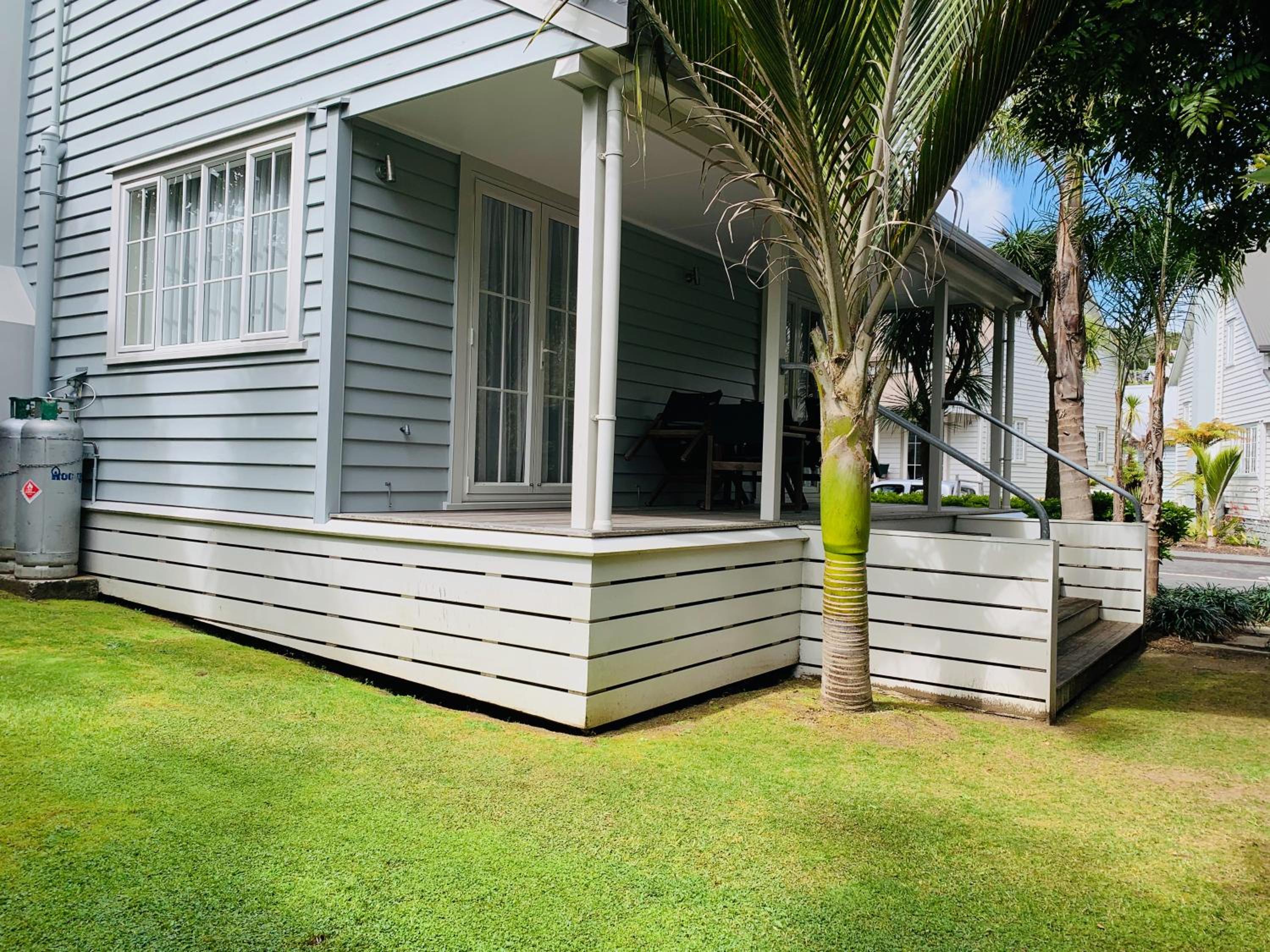 Bellbird Cottage 2 or 3 Bedroom - Russell Cottages Collection view 2