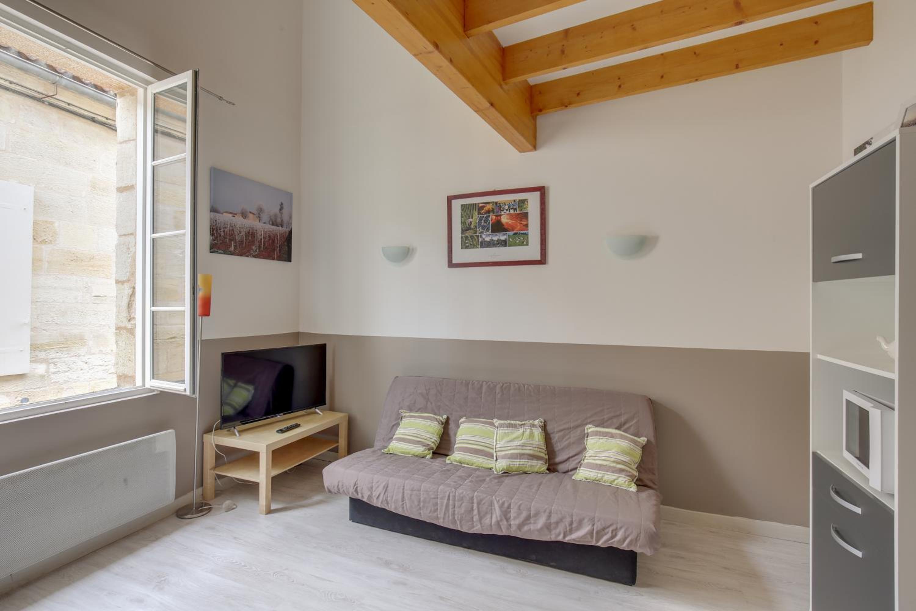 Logis Andraud Studios