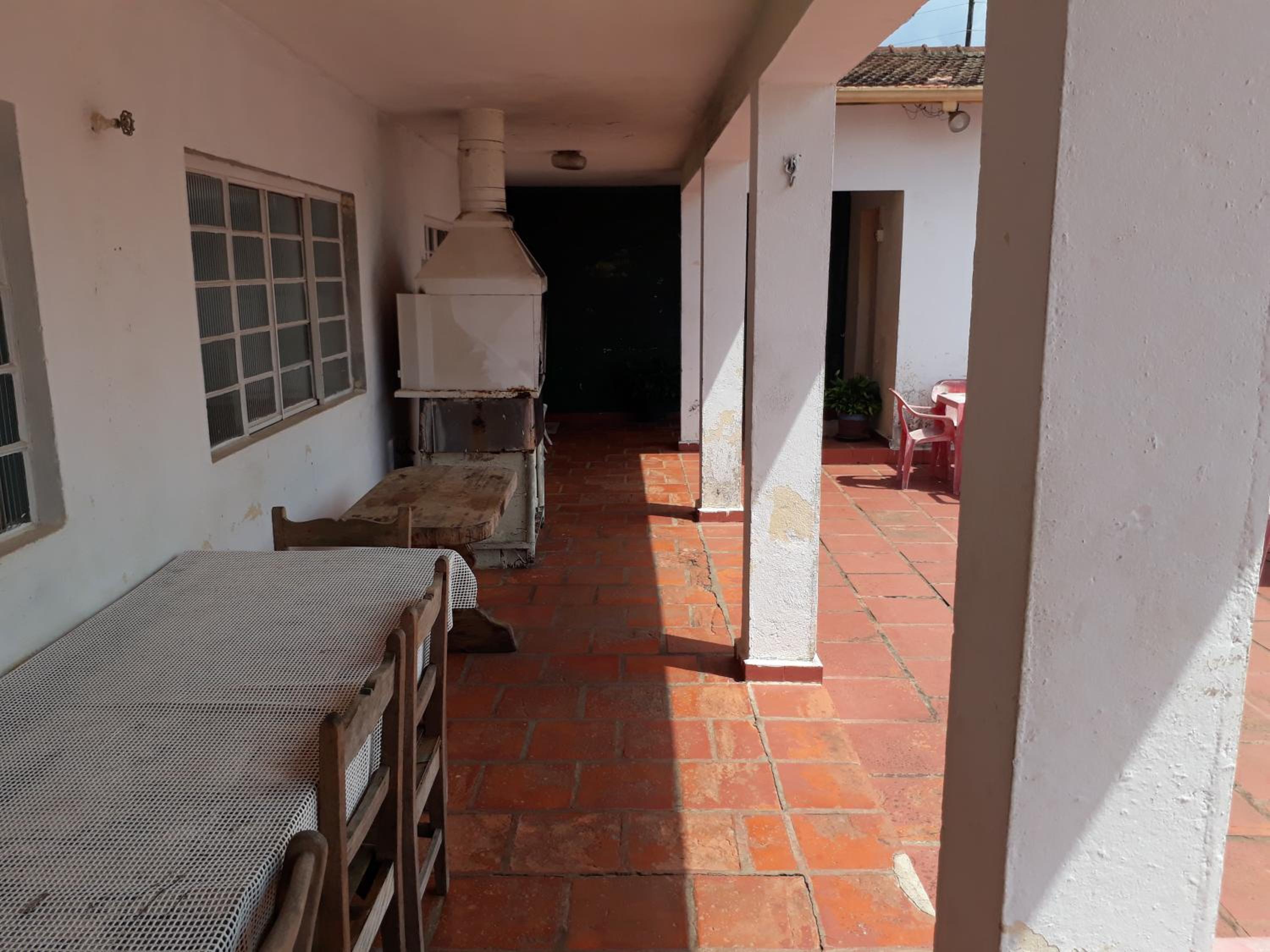 Lazer Campo Piscina 07 qts 4wc km.68 C.Branco