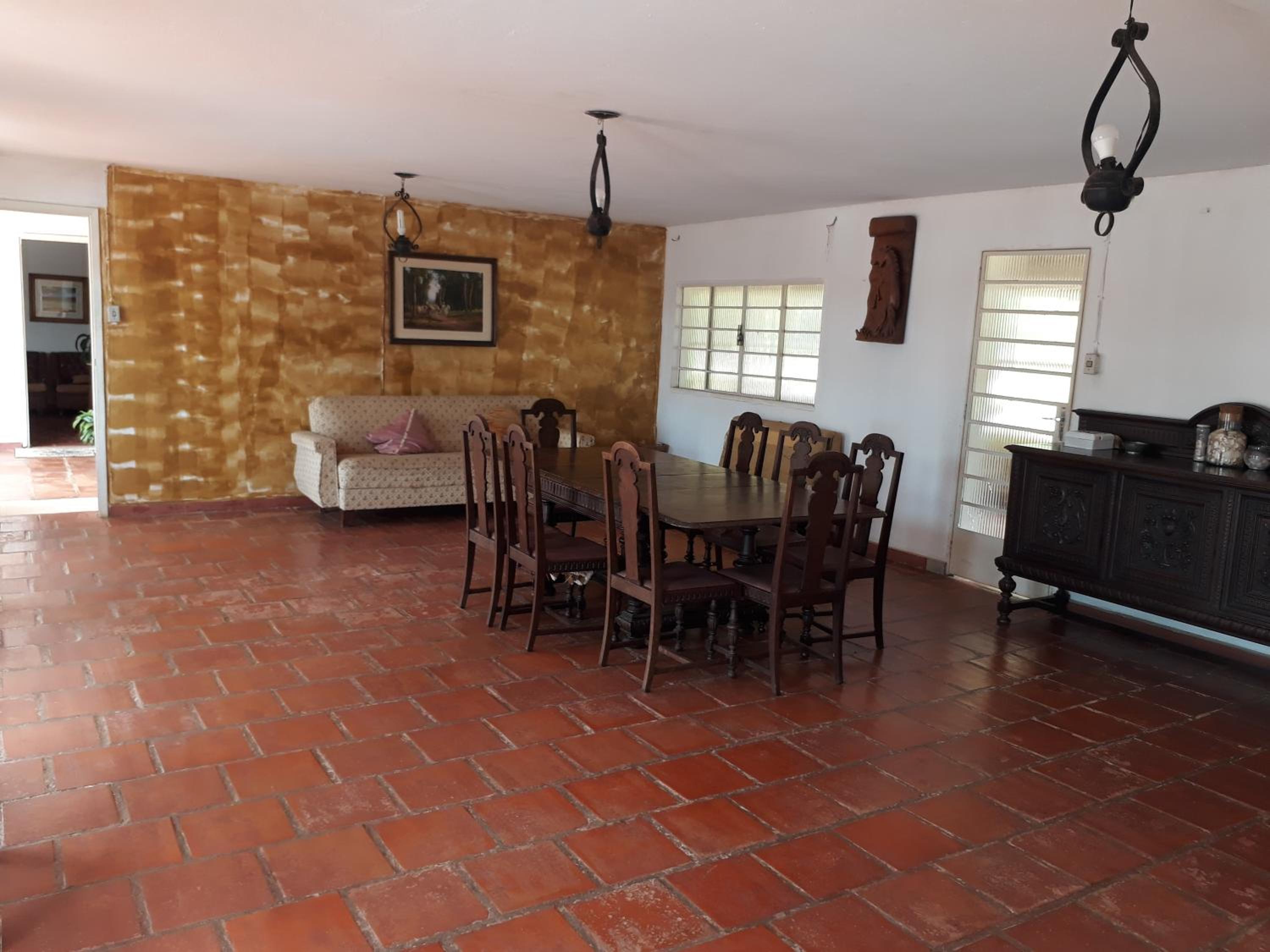 Lazer Campo Piscina 07 qts 4wc km.68 C.Branco