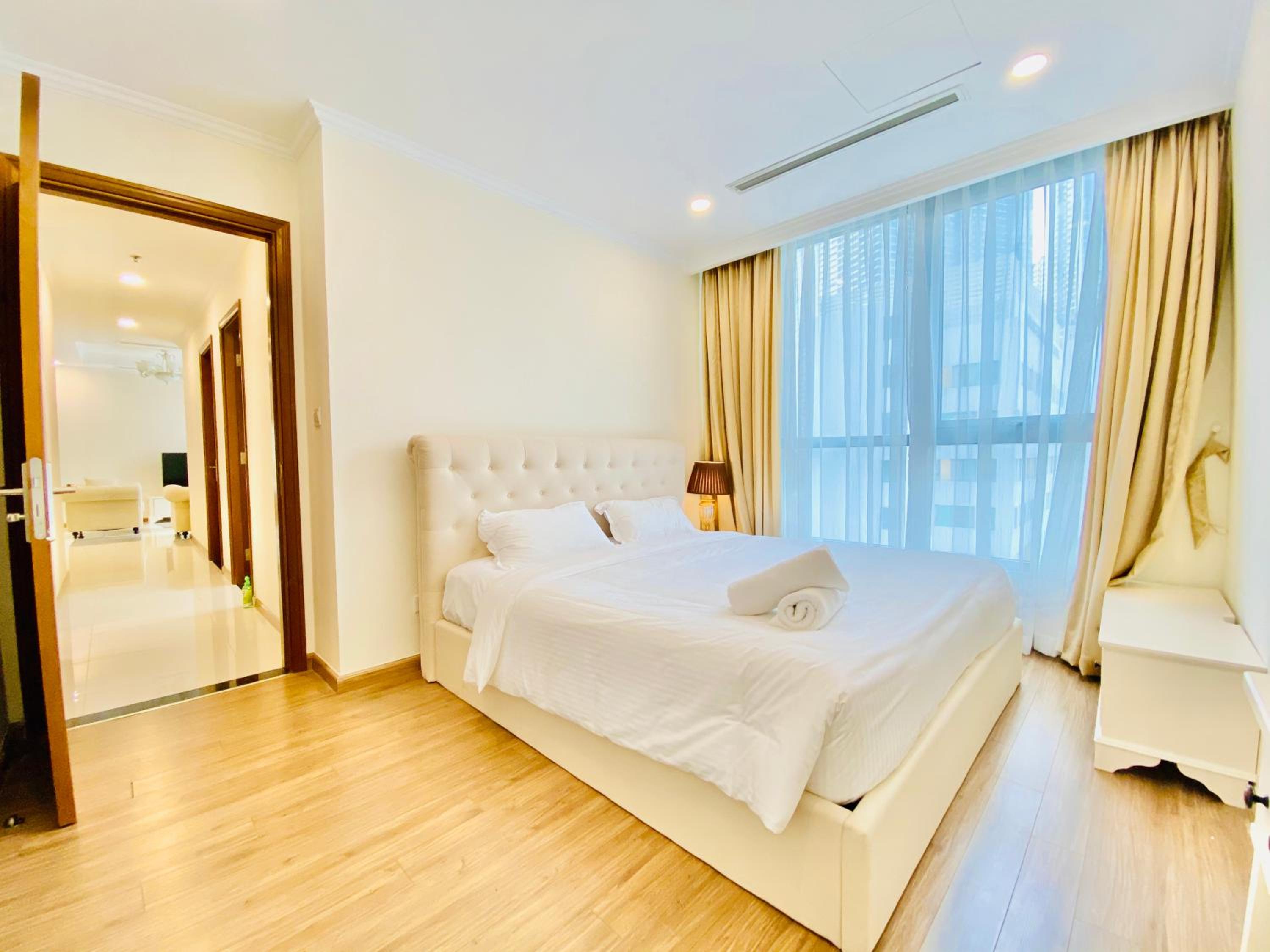 Landmark Vinhomes Service Apartment