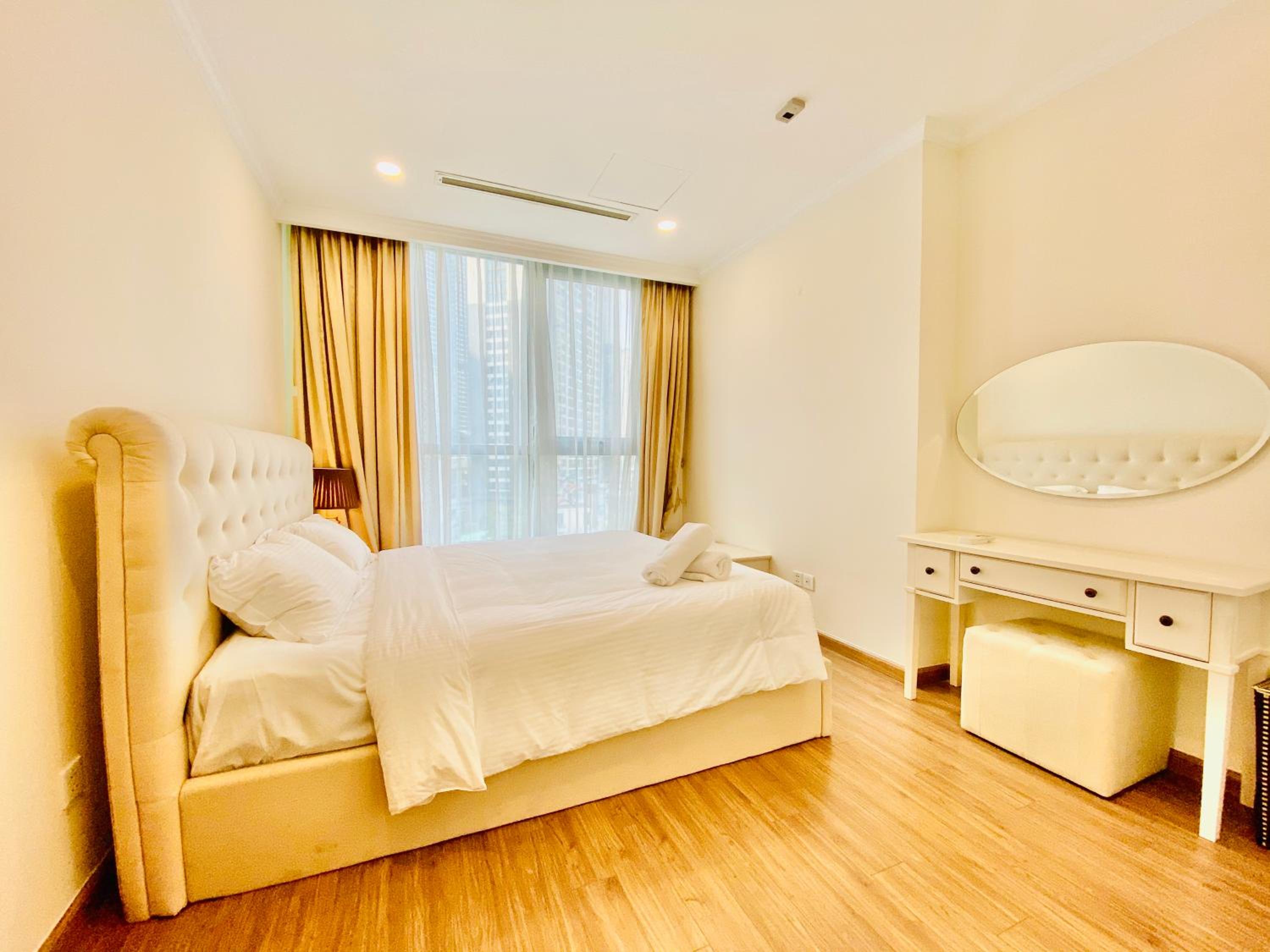 Landmark Vinhomes Service Apartment