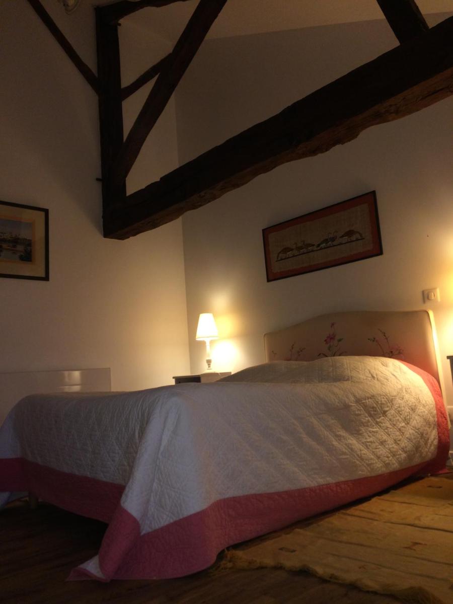 chambre dans Prieuré de caractère XVIII siècle view 5