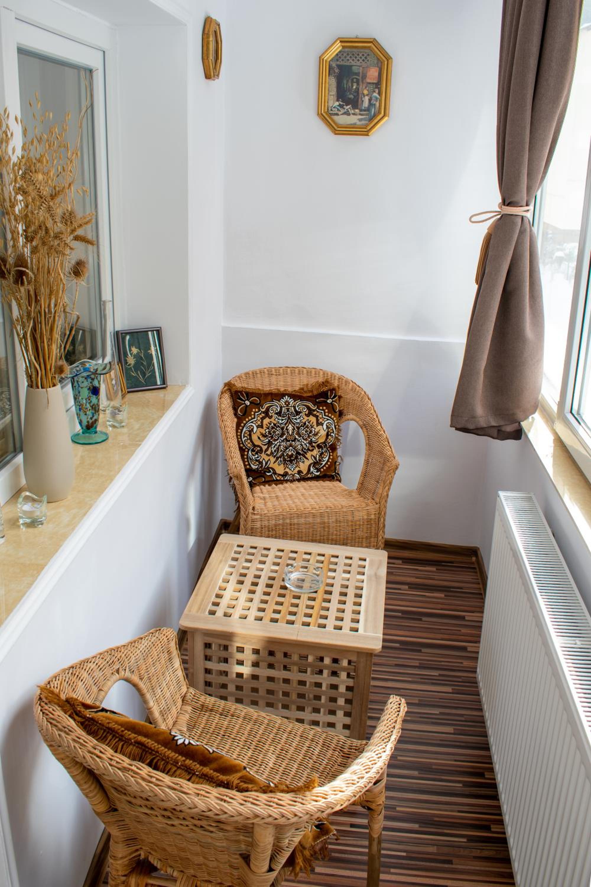 APARTAMENT ALESSI BUȘTENI