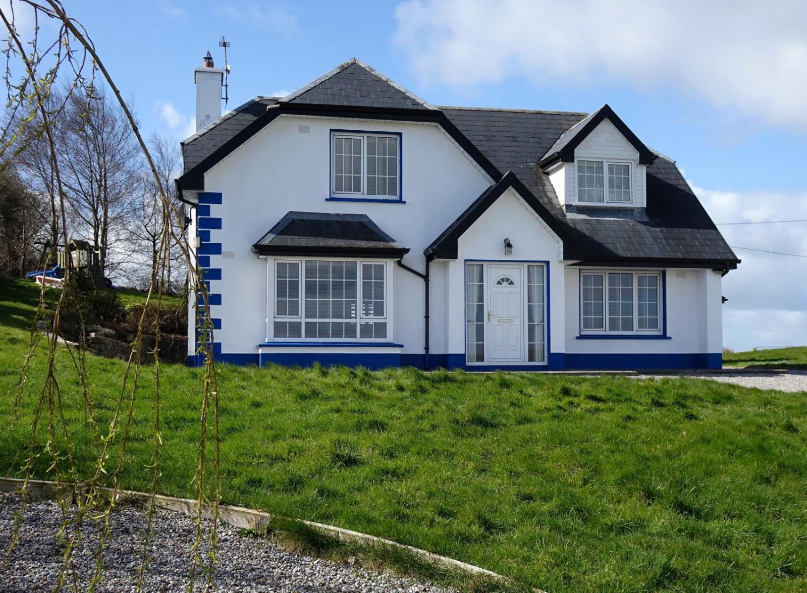 Ennis Vacations - Eden Cottage Countryside Retreat - Property Image 3