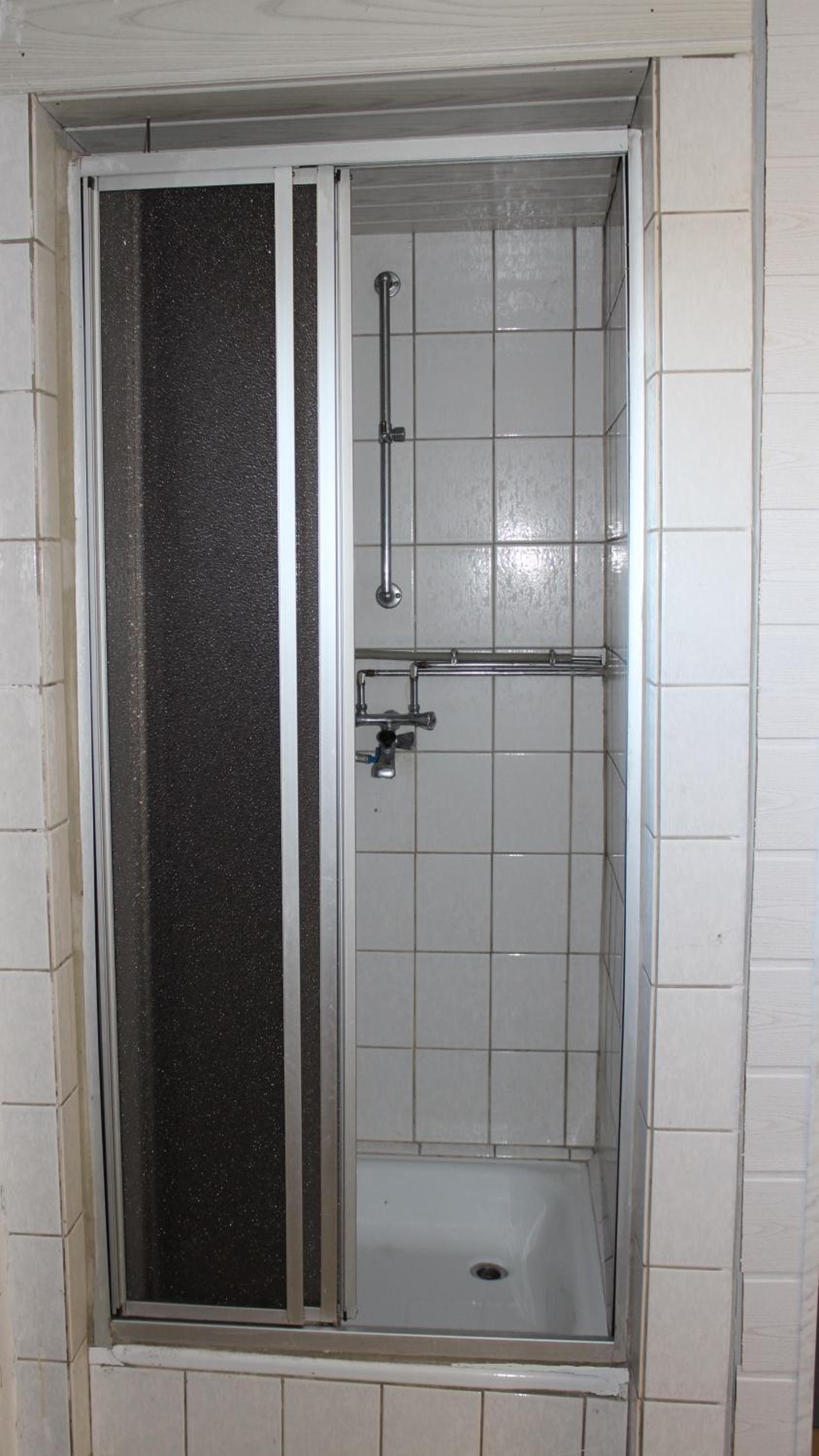 Monteur Apartment Victoria view 2