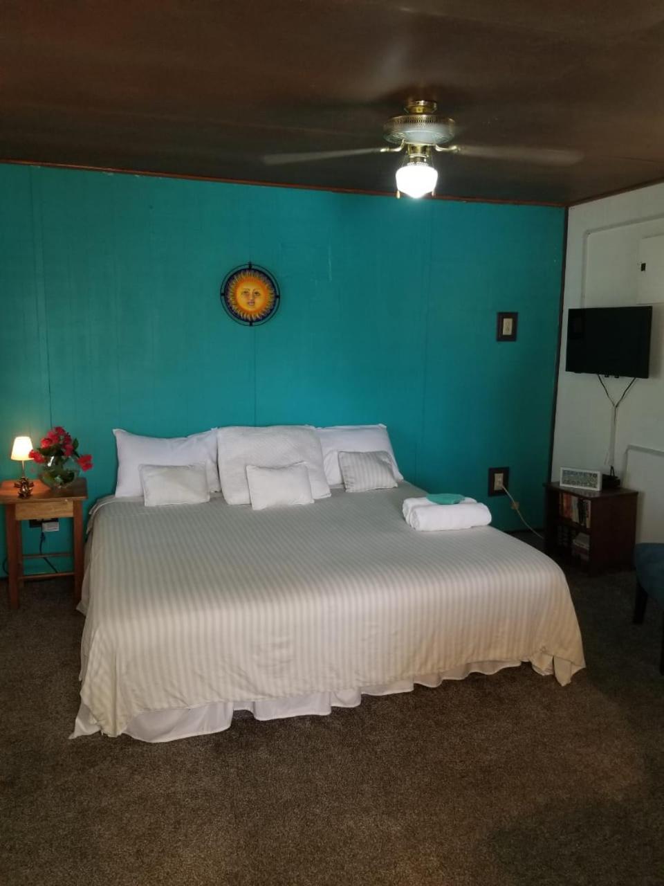 River Bend Resort Bze